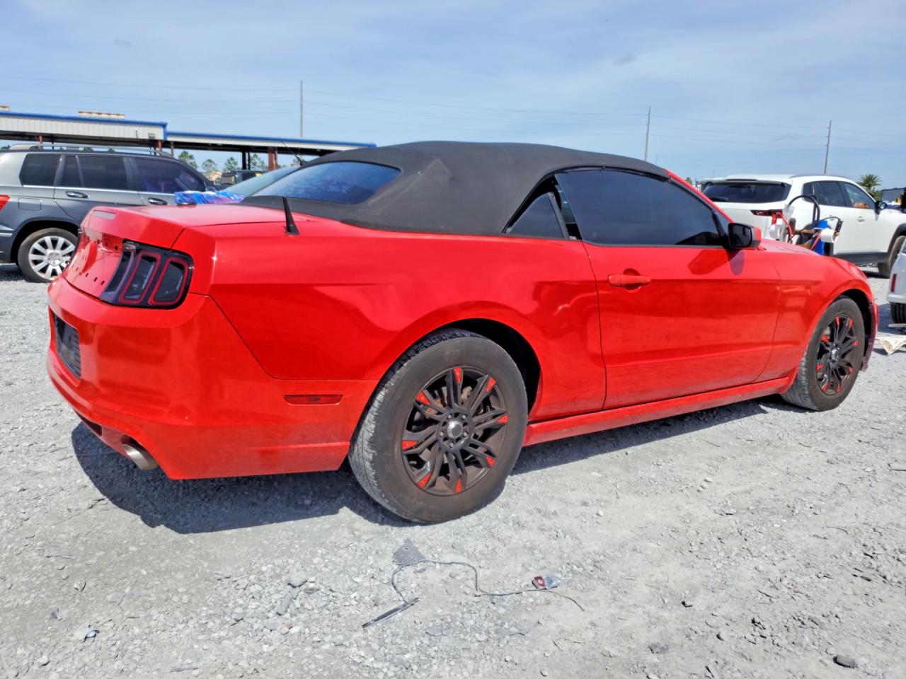 2014 Ford Mustang Red vin: 1ZVBP8EM6E5263535