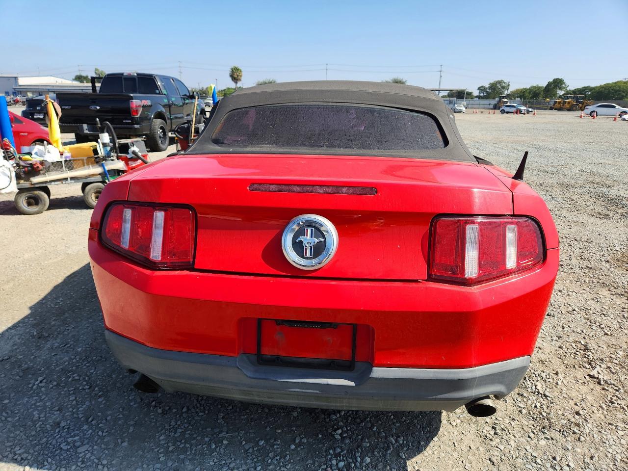 2012 Ford Mustang Red vin: 1ZVBP8EM7C5207617