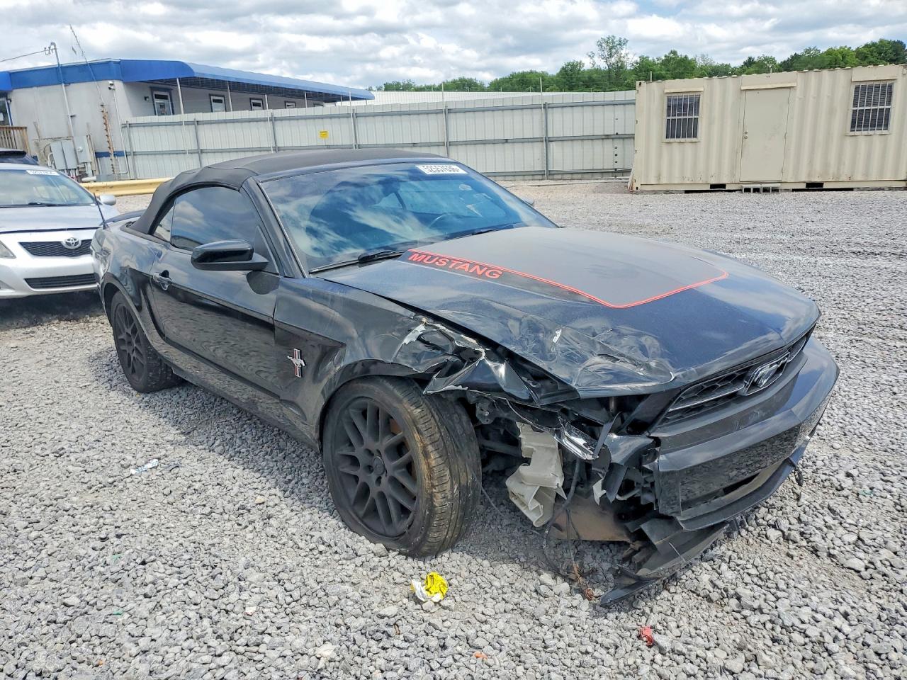 2012 Ford Mustang Черный vin: 1ZVBP8EM7C5244702
