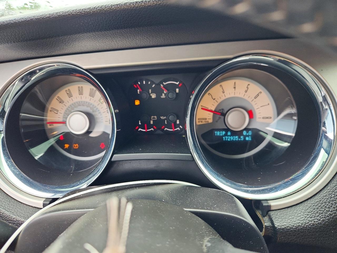 2012 Ford Mustang Черный vin: 1ZVBP8EM7C5244702