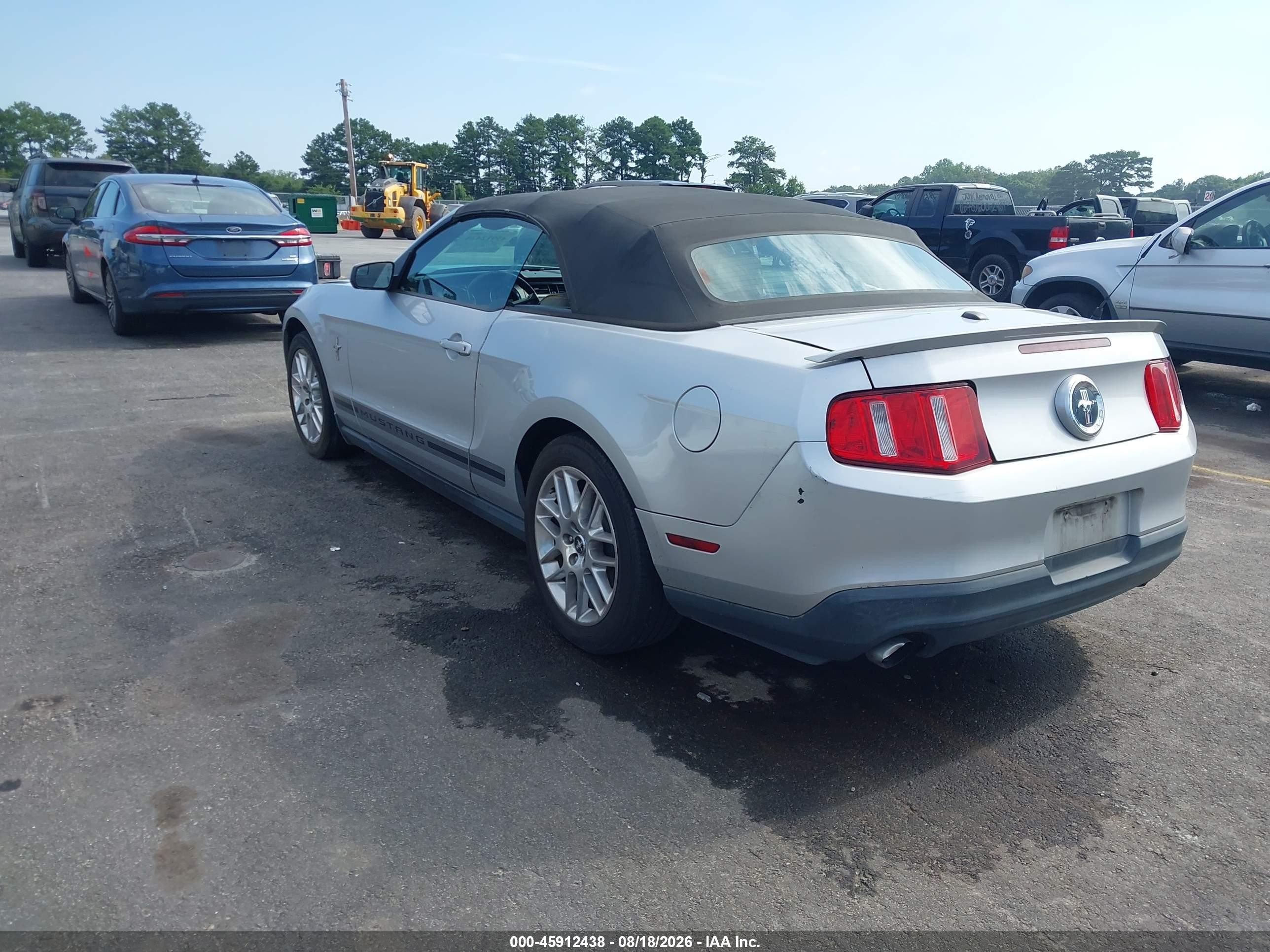 2012 Ford Mustang V6 Premium Silver vin: 1ZVBP8EM7C5255604