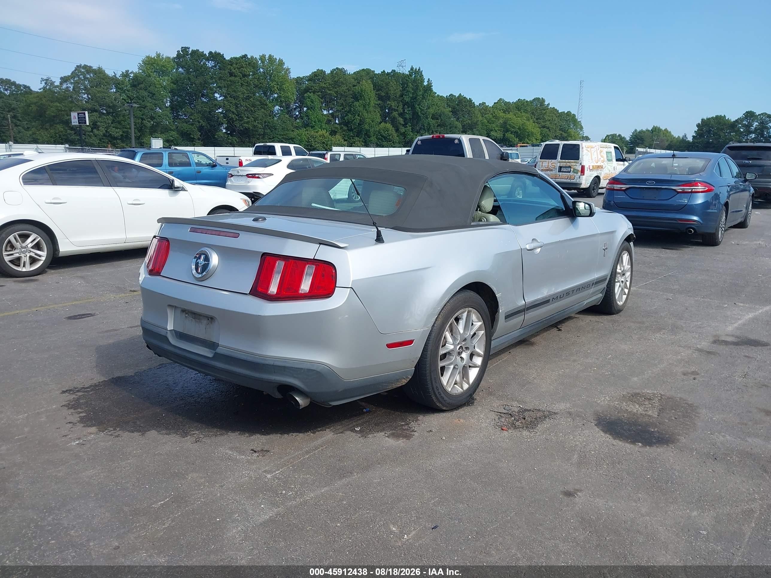 2012 Ford Mustang V6 Premium Silver vin: 1ZVBP8EM7C5255604