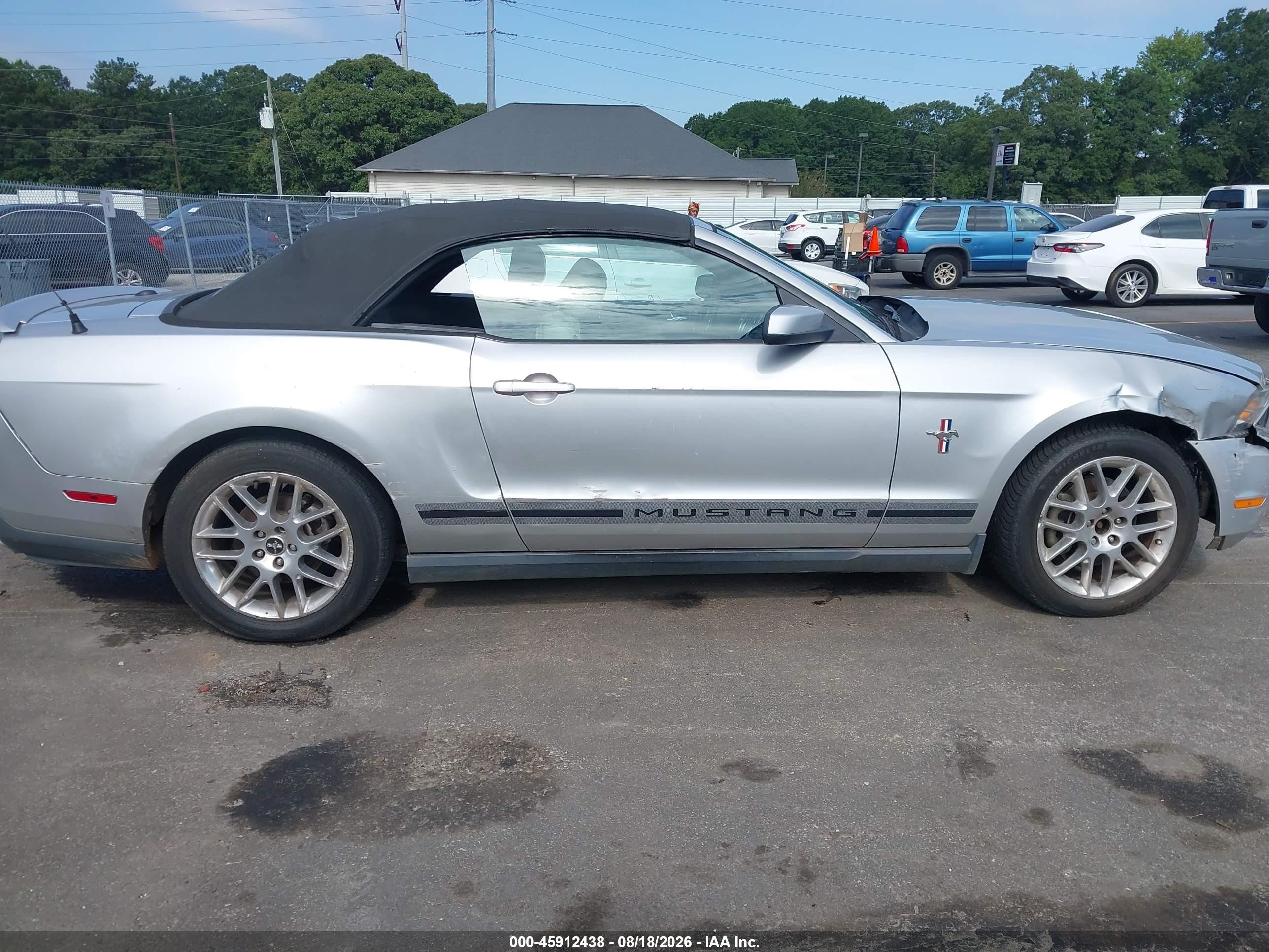 2012 Ford Mustang V6 Premium Silver vin: 1ZVBP8EM7C5255604