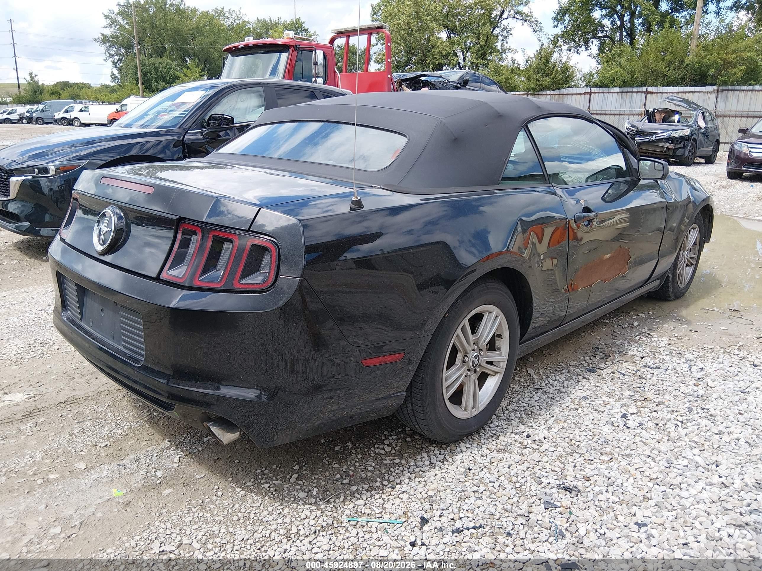 2013 Ford Mustang V6 Black vin: 1ZVBP8EM7D5209854