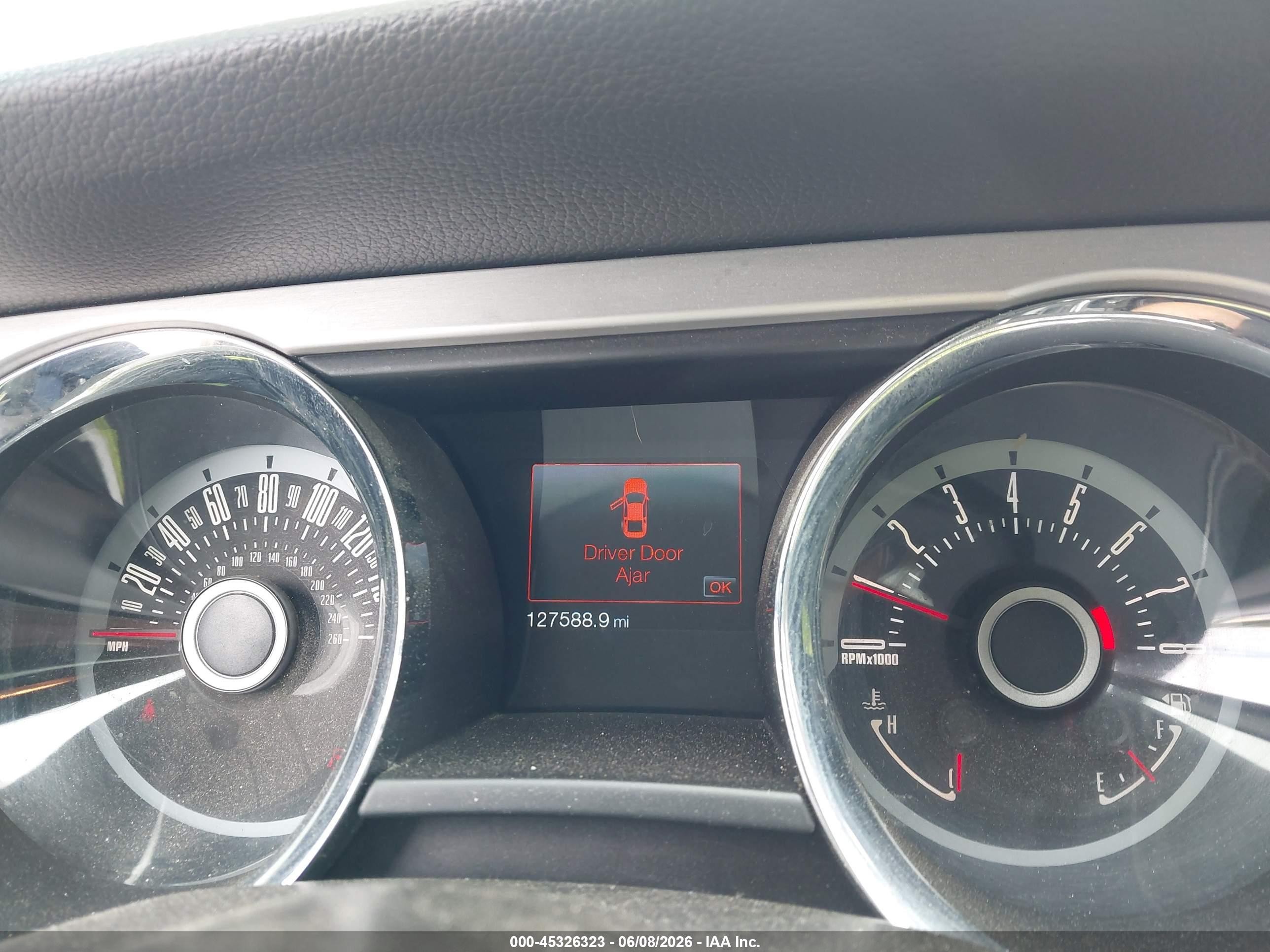 2013 Ford Mustang V6 Premium Черный vin: 1ZVBP8EM7D5219509
