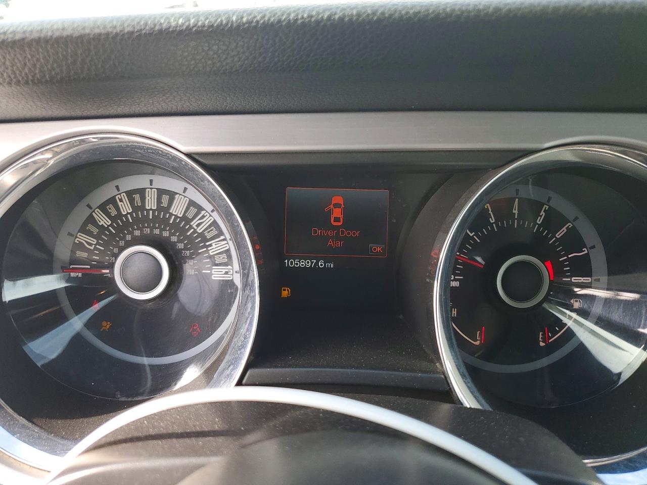 2013 Ford Mustang Белый vin: 1ZVBP8EM7D5239775