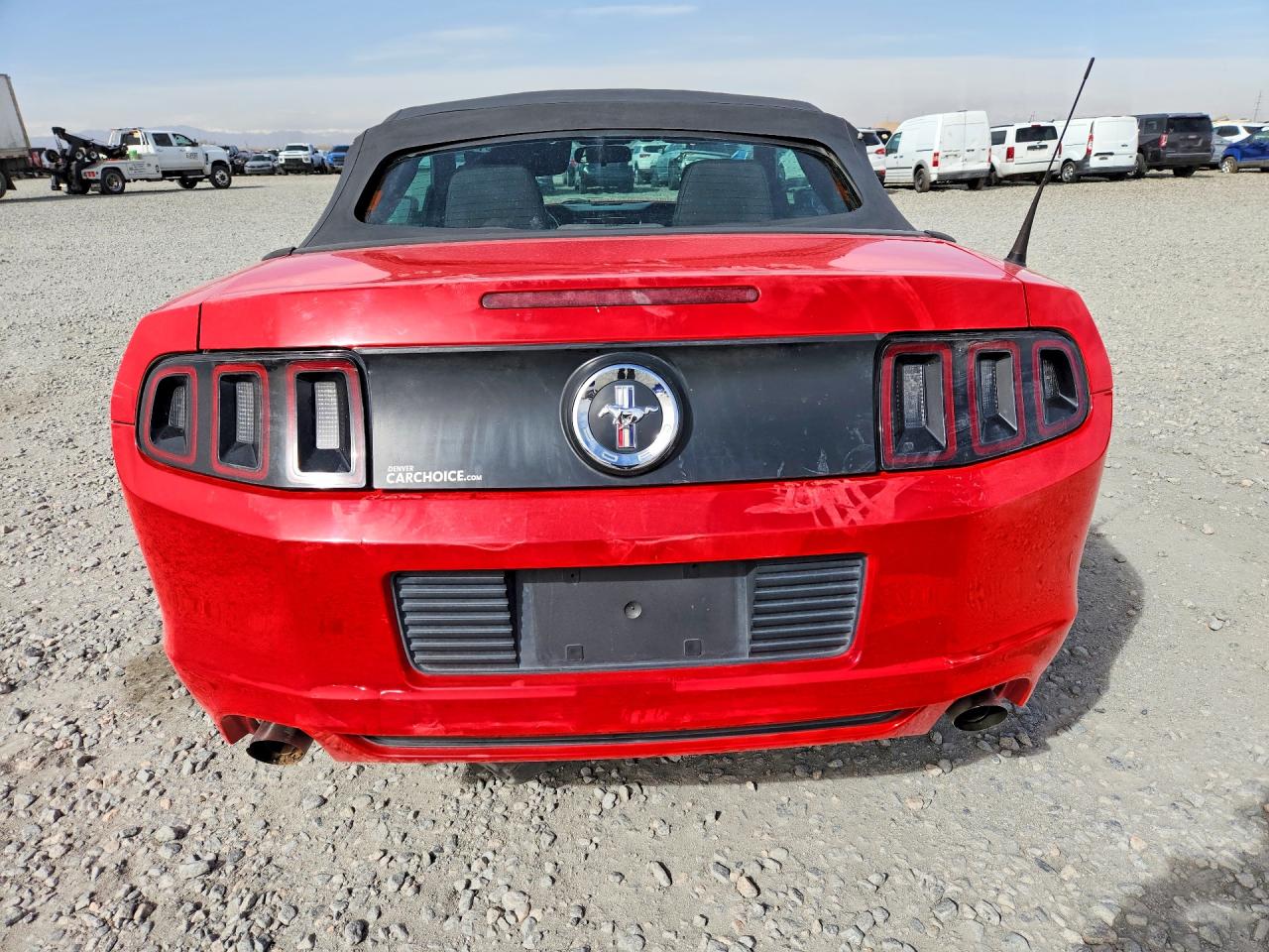 2013 Ford Mustang Red vin: 1ZVBP8EM7D5269892