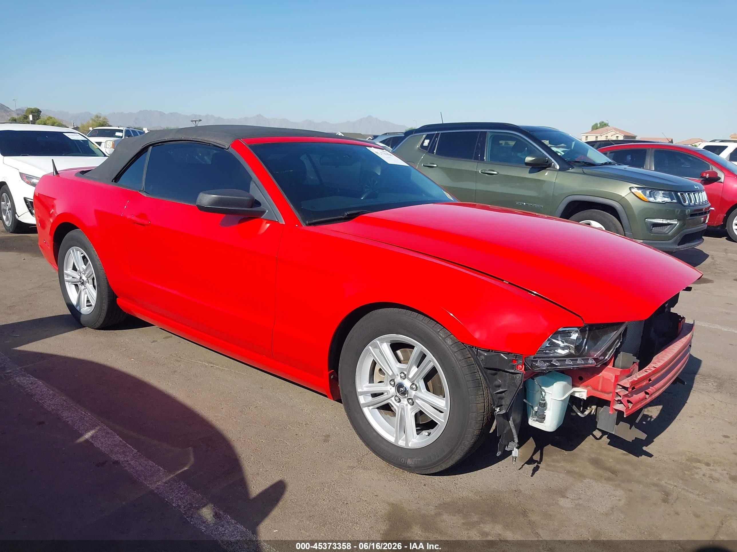 2014 Ford Mustang V6 Красный vin: 1ZVBP8EM7E5242953