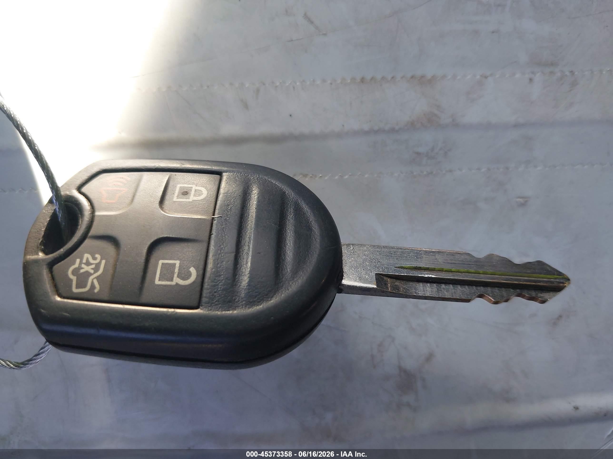 2014 Ford Mustang V6 Красный vin: 1ZVBP8EM7E5242953