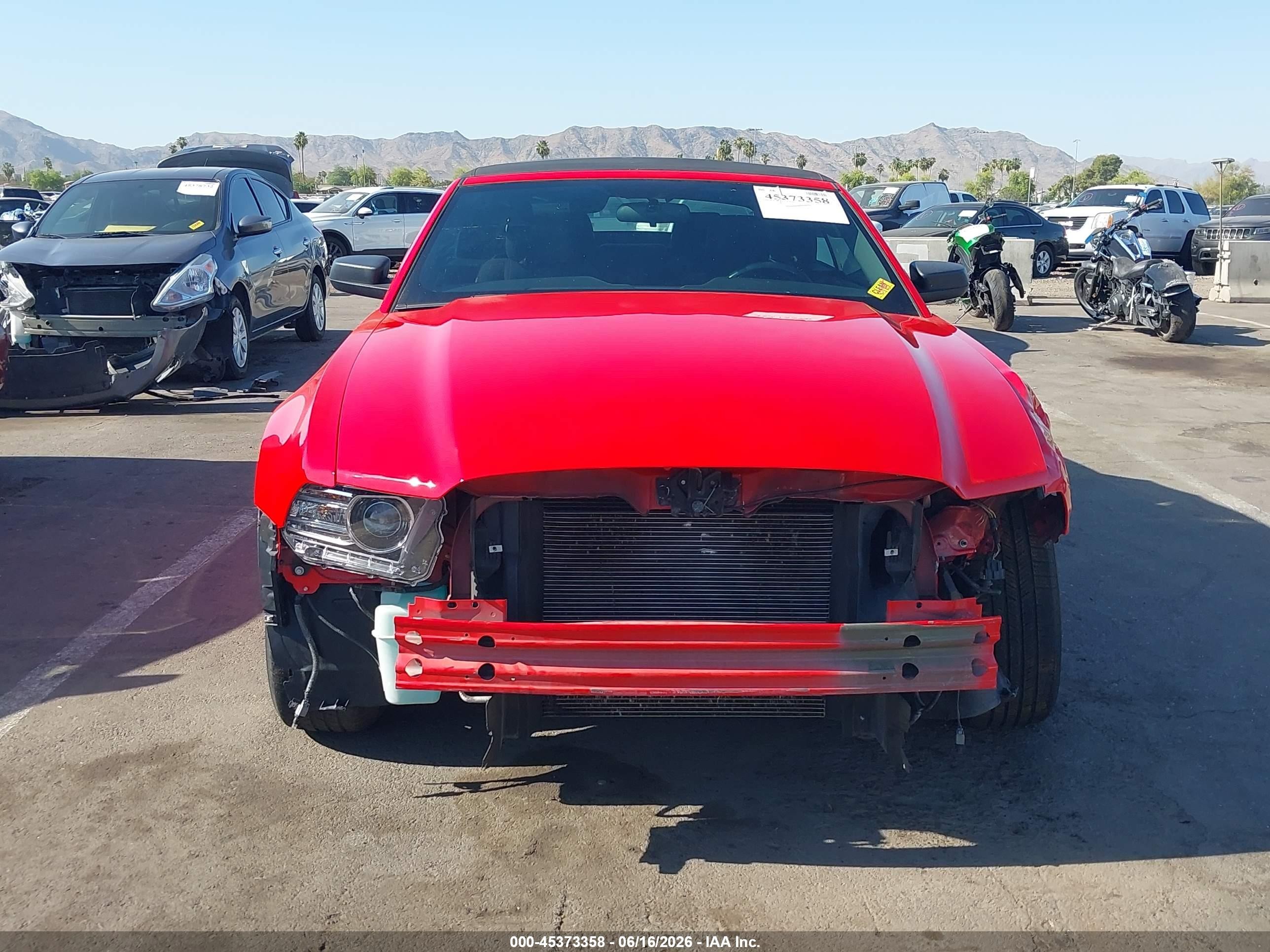 2014 Ford Mustang V6 Красный vin: 1ZVBP8EM7E5242953