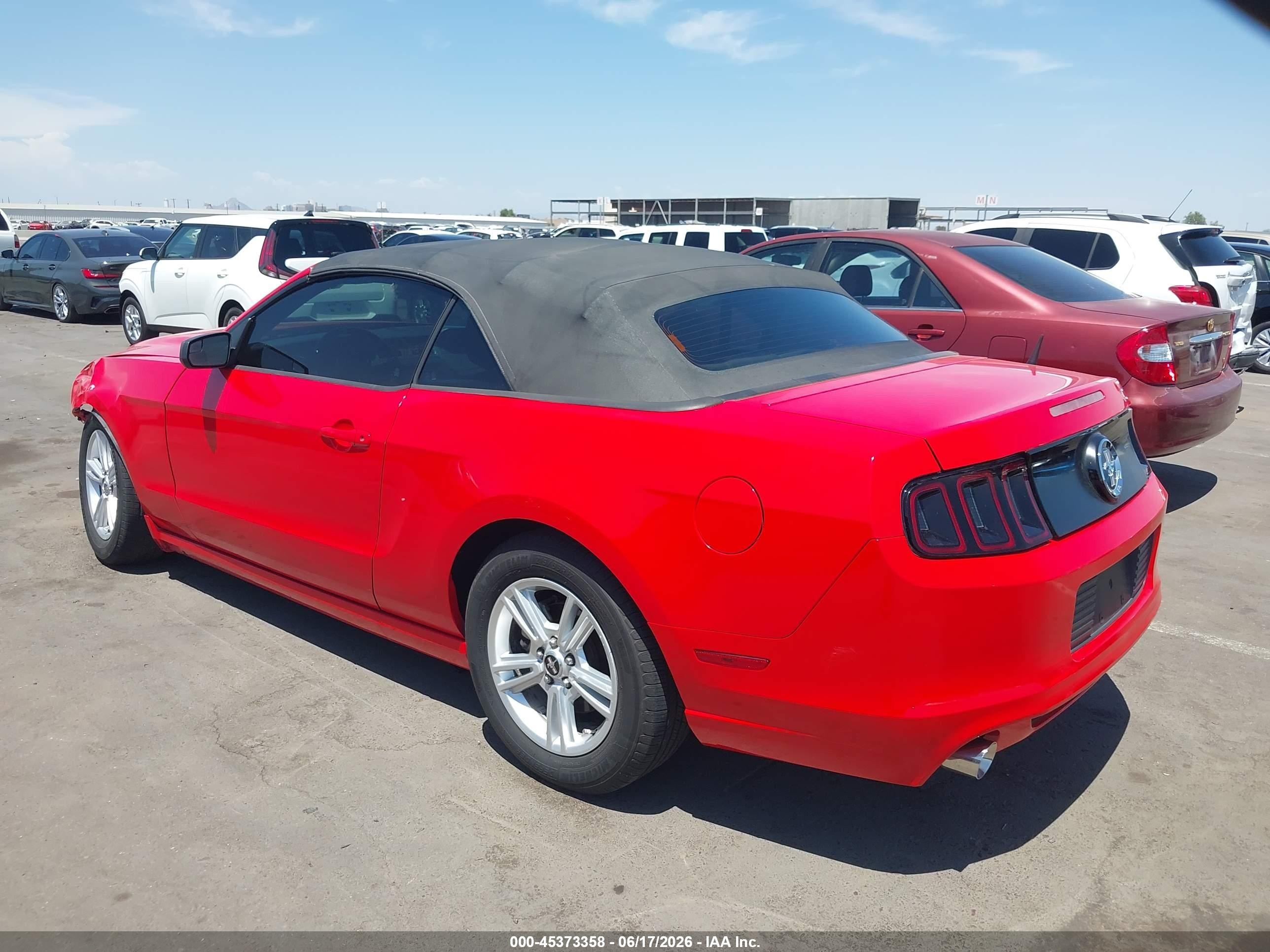 2014 Ford Mustang V6 Красный vin: 1ZVBP8EM7E5242953