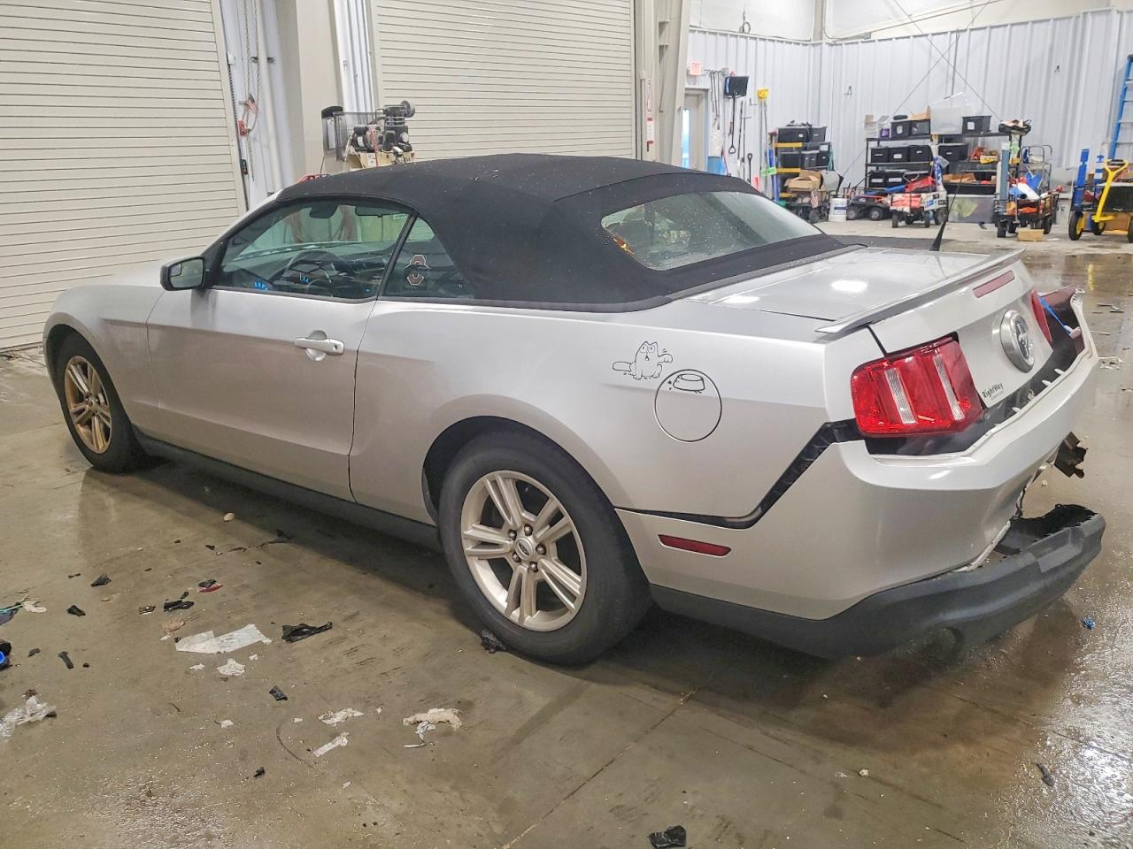 2012 Ford Mustang Silver vin: 1ZVBP8EM8C5241176