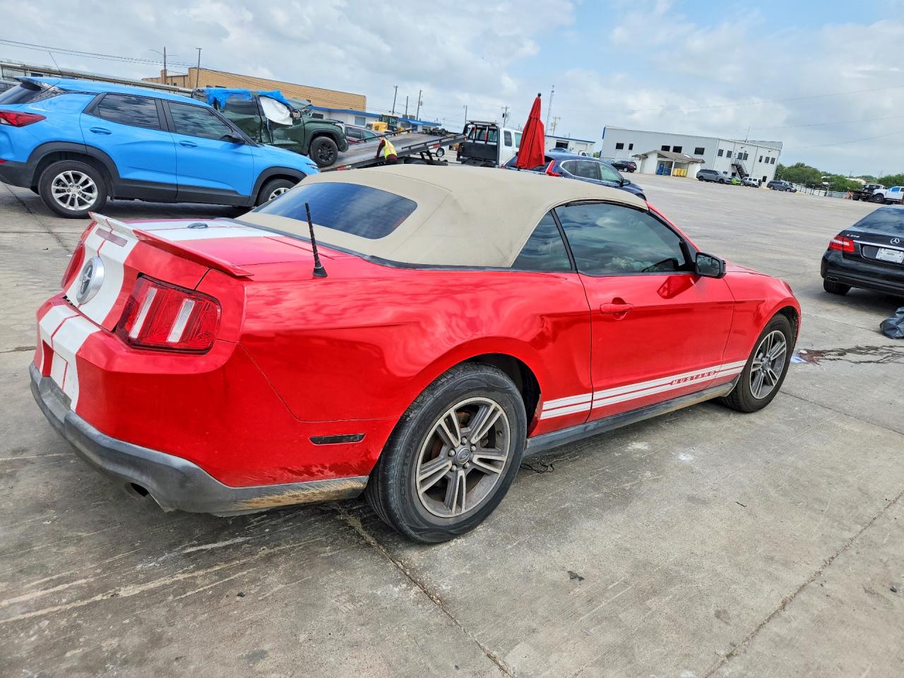 2012 Ford Mustang Red vin: 1ZVBP8EM8C5282875