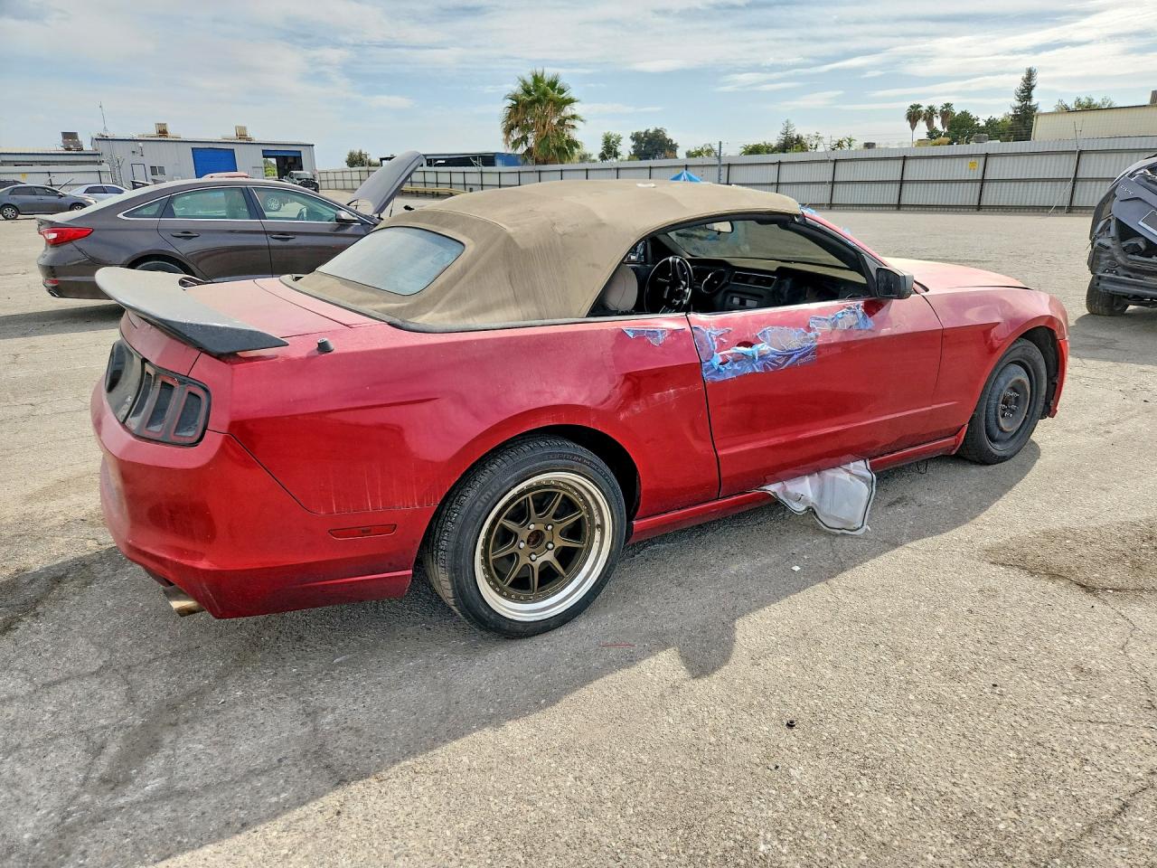 2013 Ford Mustang Maroon vin: 1ZVBP8EM8D5204050