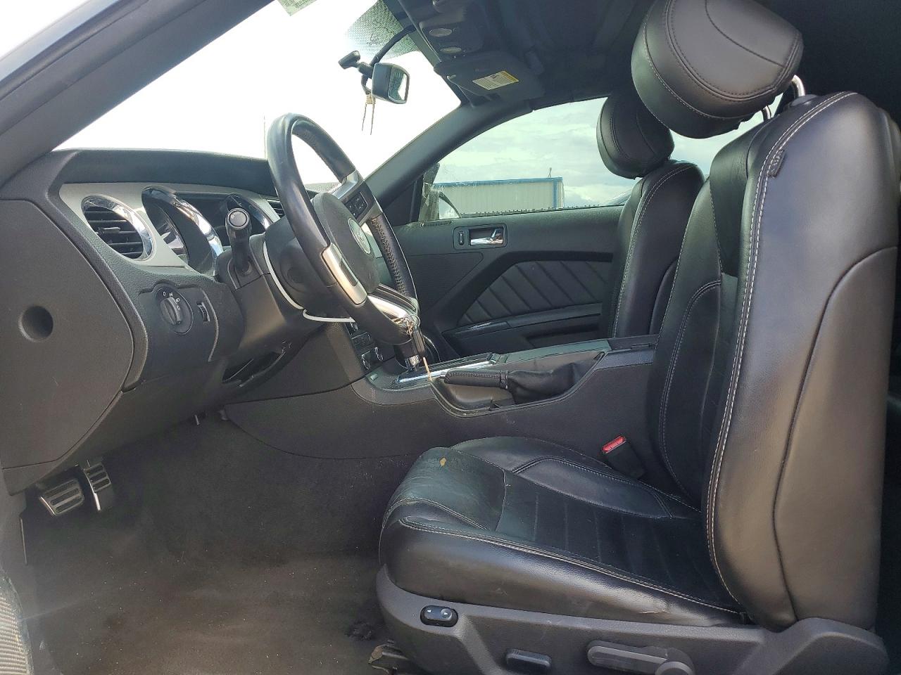 2013 Ford Mustang Silver vin: 1ZVBP8EM8D5229398