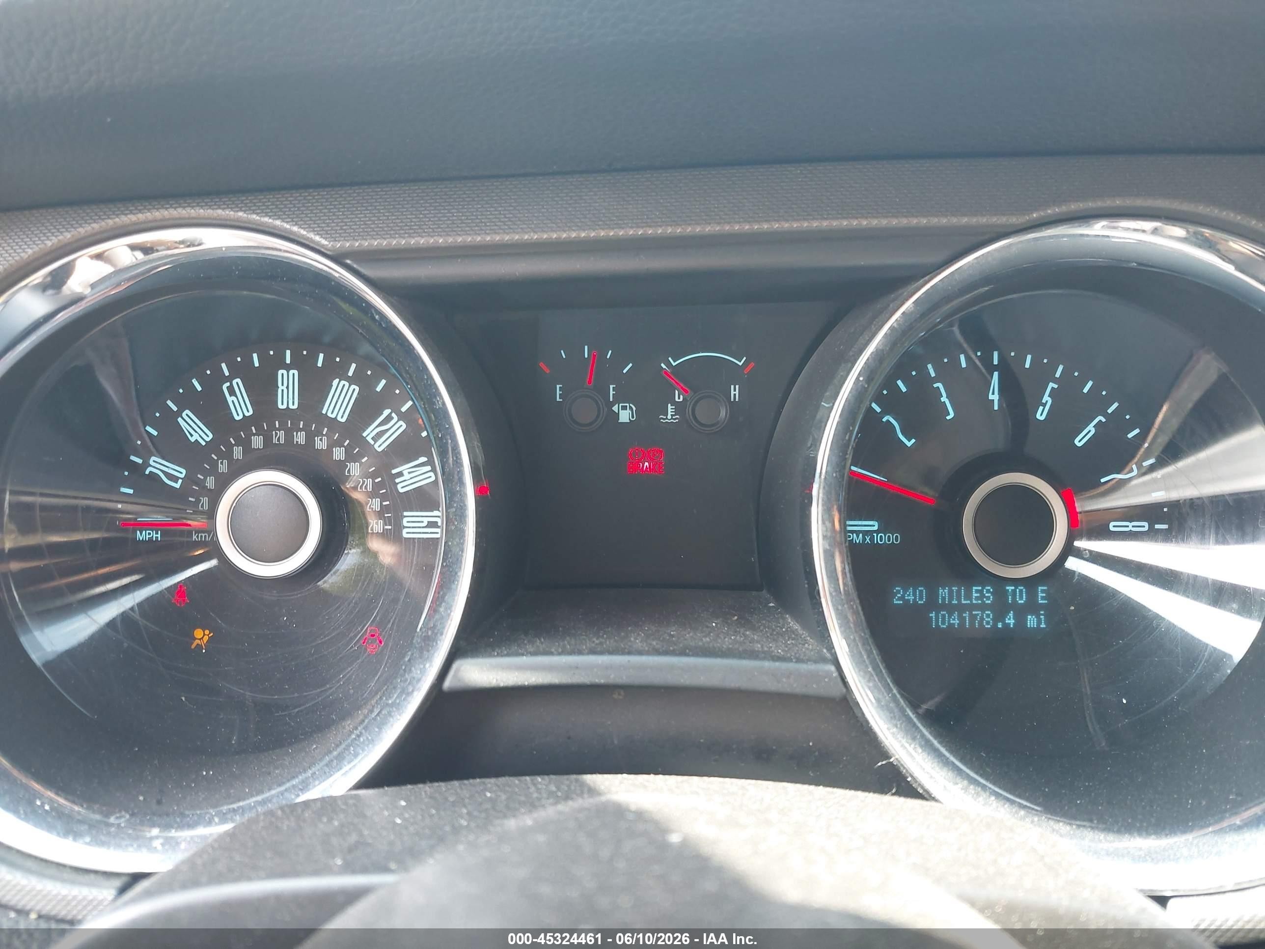 2014 Ford Mustang V6 Red vin: 1ZVBP8EM8E5219889