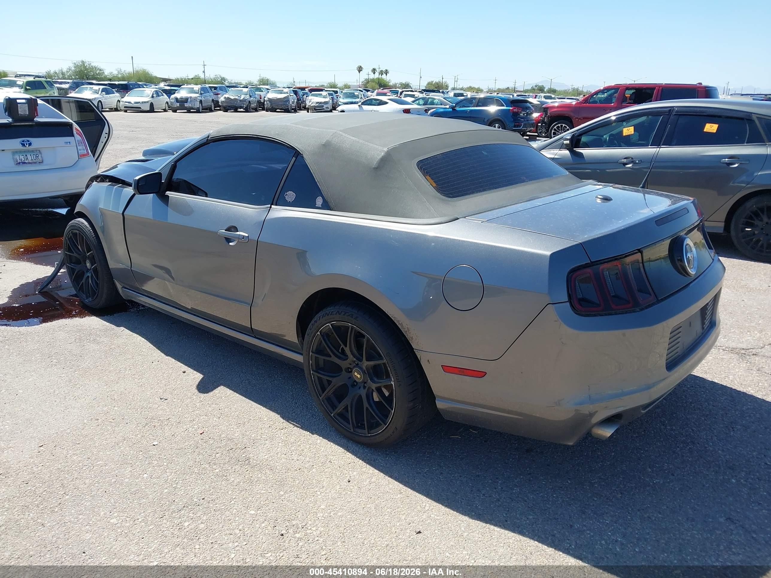 2014 Ford Mustang V6/v6 Premium Gray vin: 1ZVBP8EM8E5328515