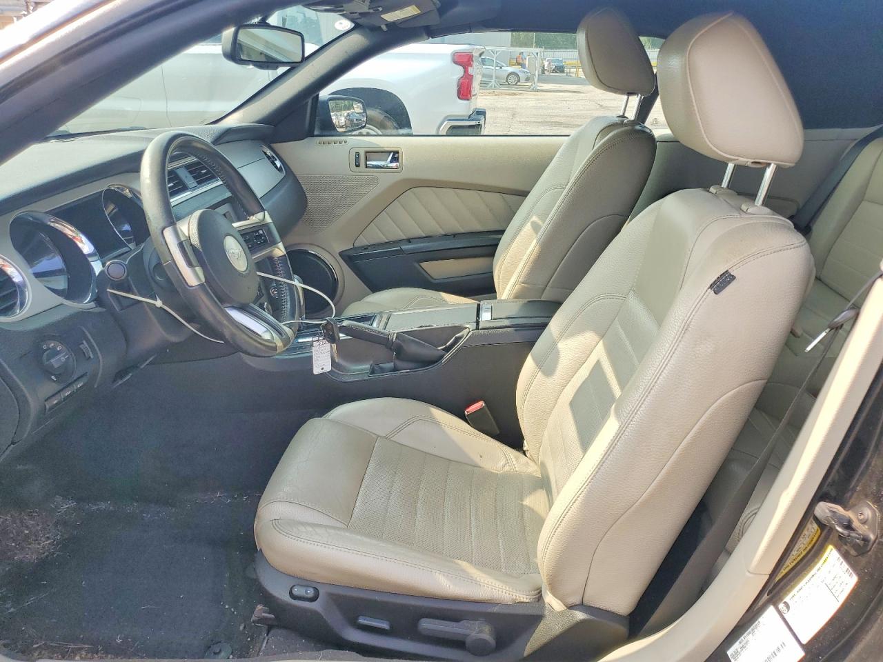 2011 Ford Mustang Black vin: 1ZVBP8EM9B5123930