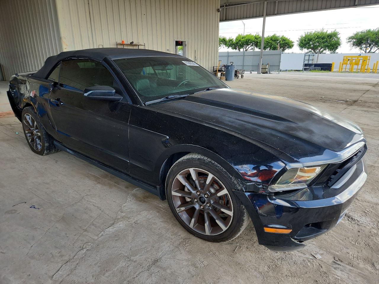 2012 Ford Mustang Black vin: 1ZVBP8EM9C5230624