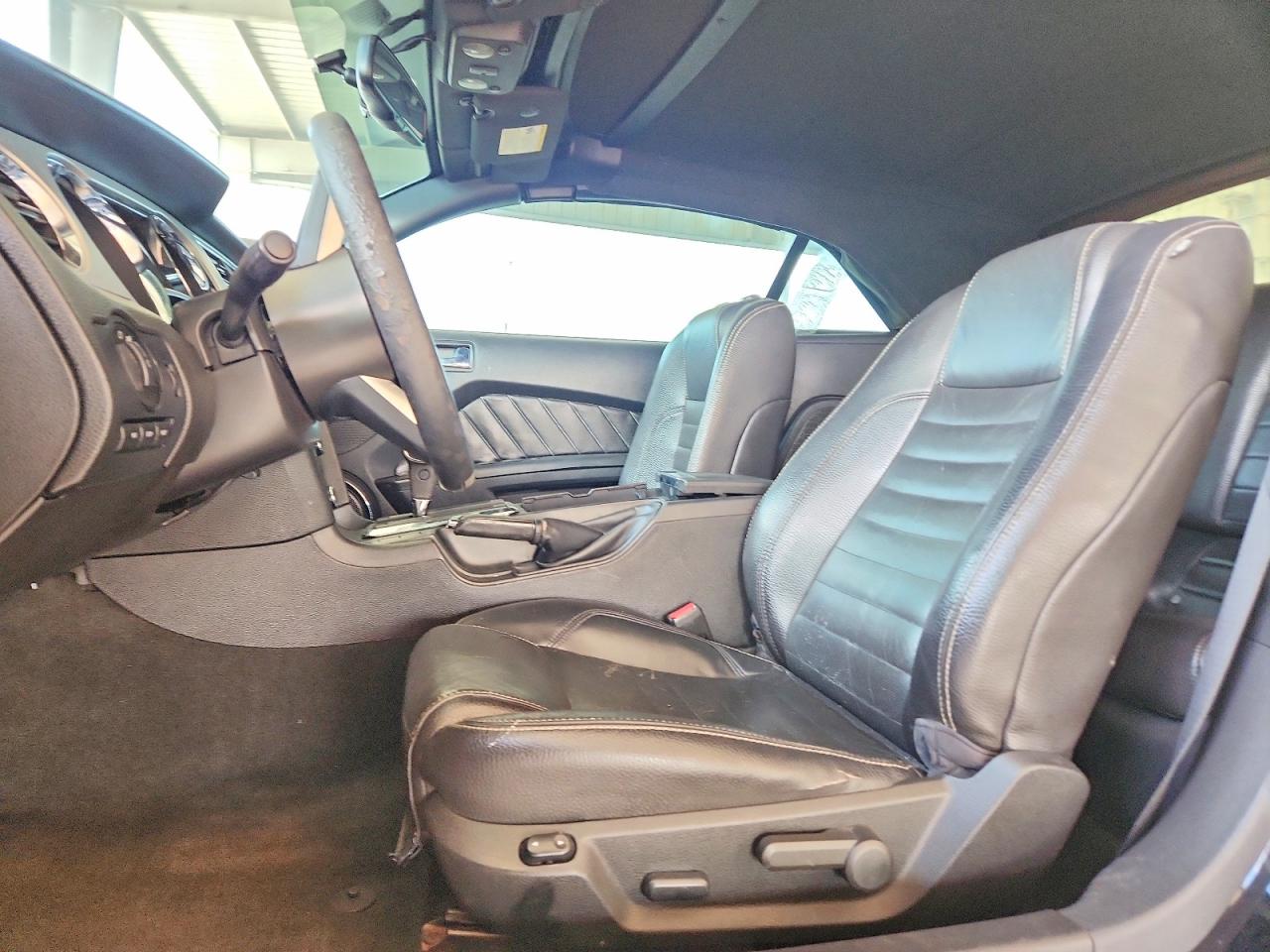 2012 Ford Mustang Black vin: 1ZVBP8EM9C5230624