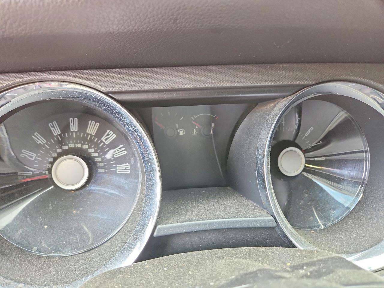 2012 Ford Mustang Красный vin: 1ZVBP8EM9C5273392
