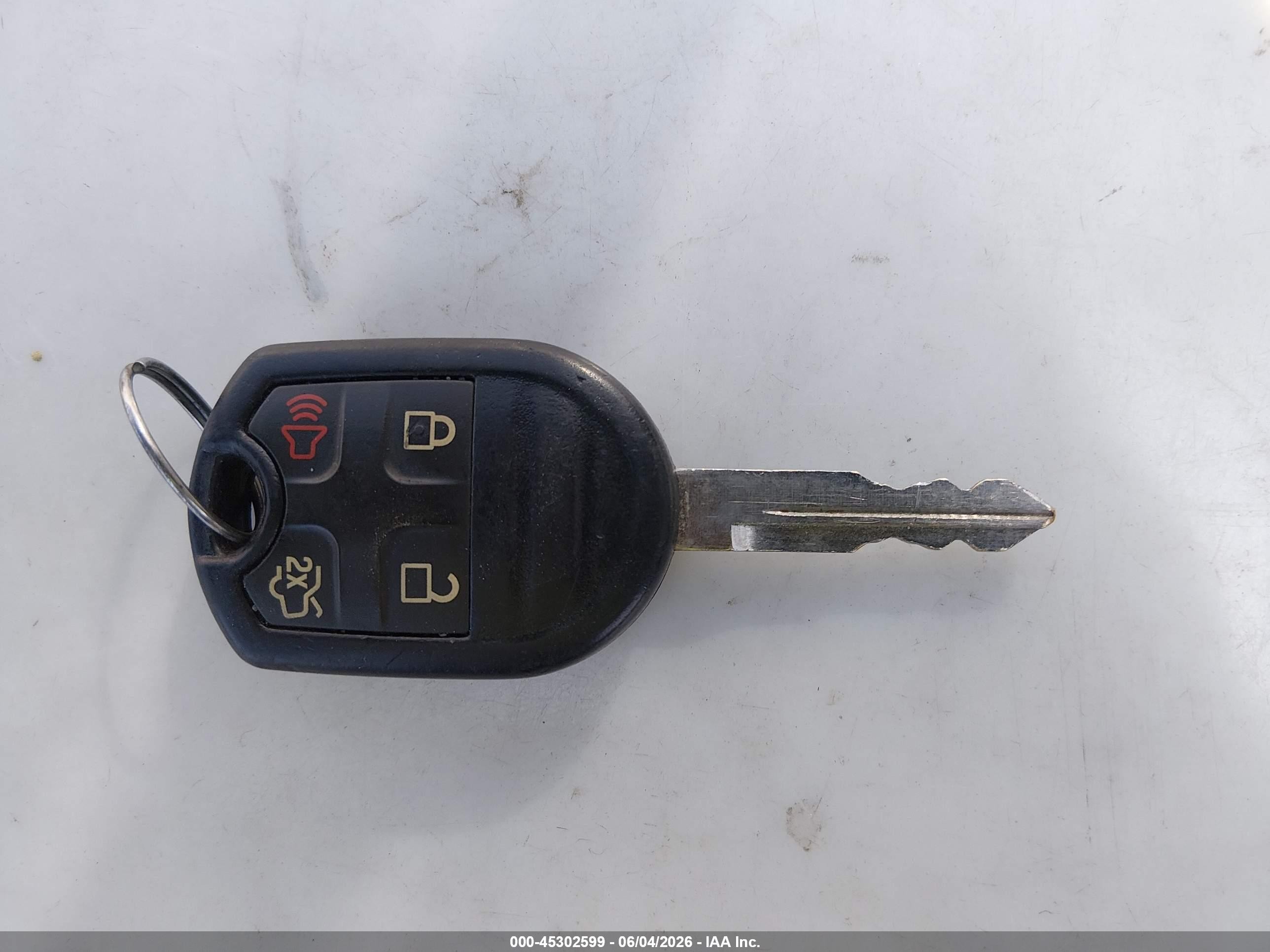 2013 Ford Mustang V6 Premium Черный vin: 1ZVBP8EM9D5236604