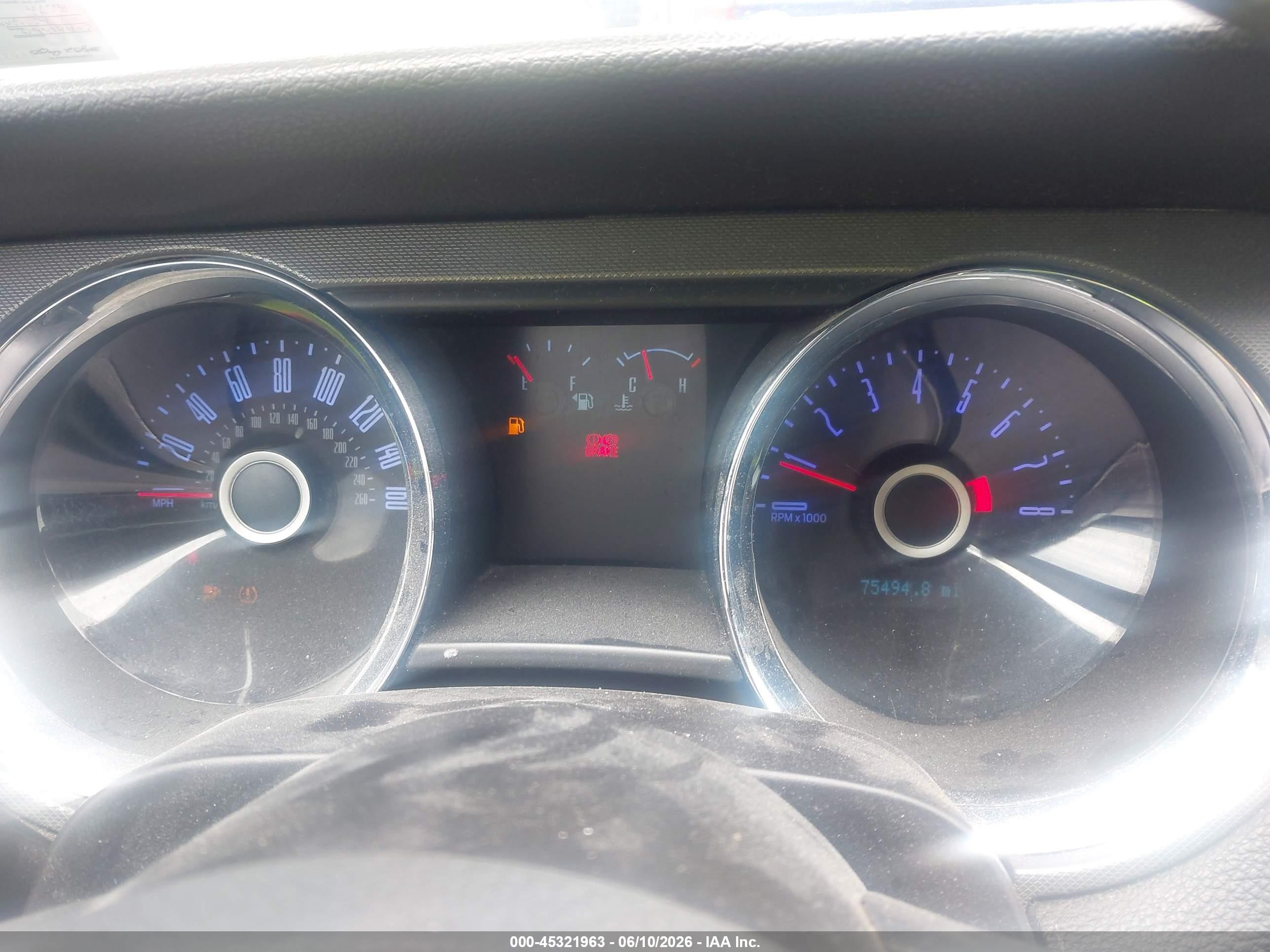 2014 Ford Mustang V6 Silver vin: 1ZVBP8EM9E5224678