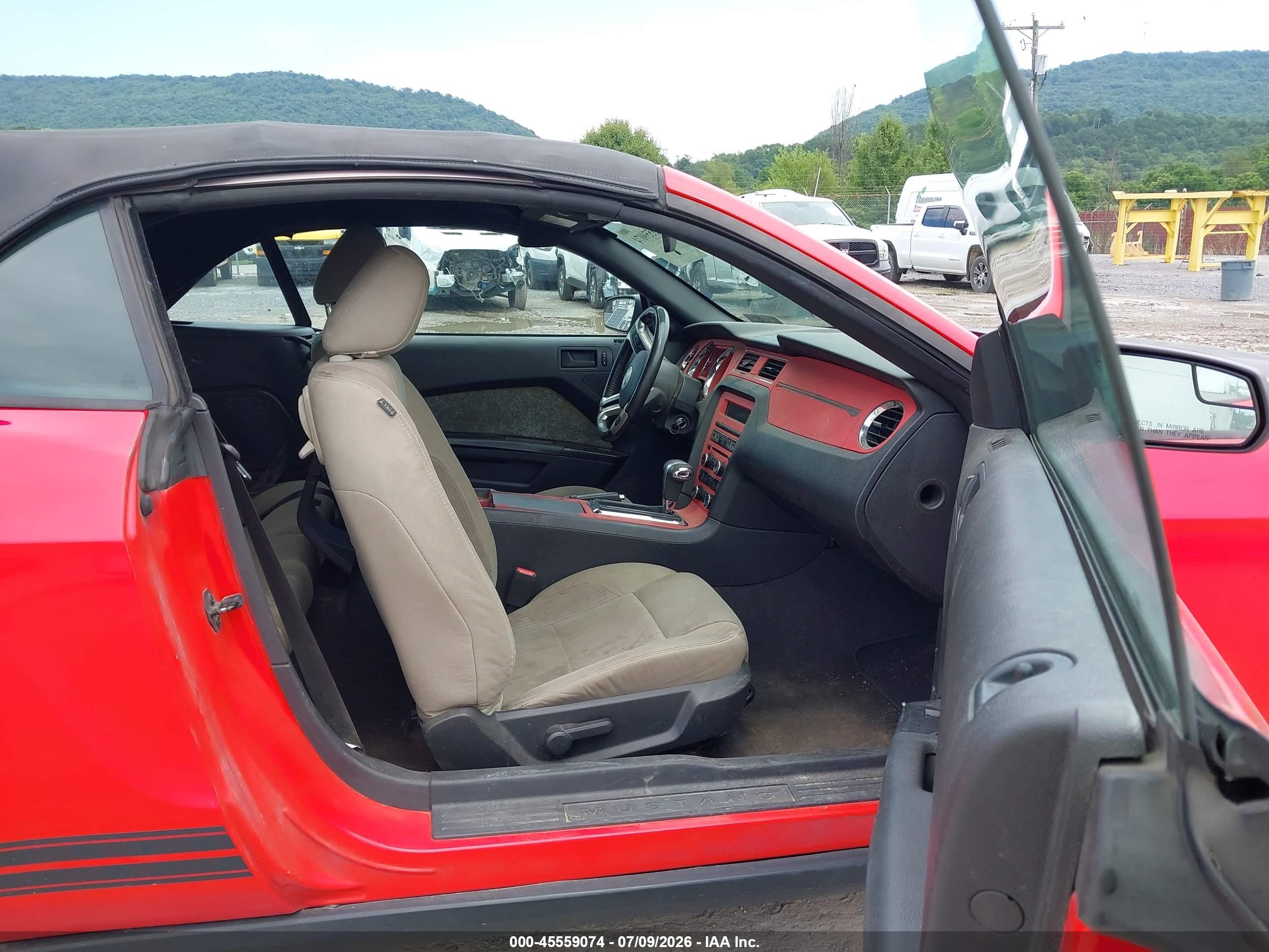 2012 Ford Mustang V6/v6 Premium Red vin: 1ZVBP8EMXC5203934