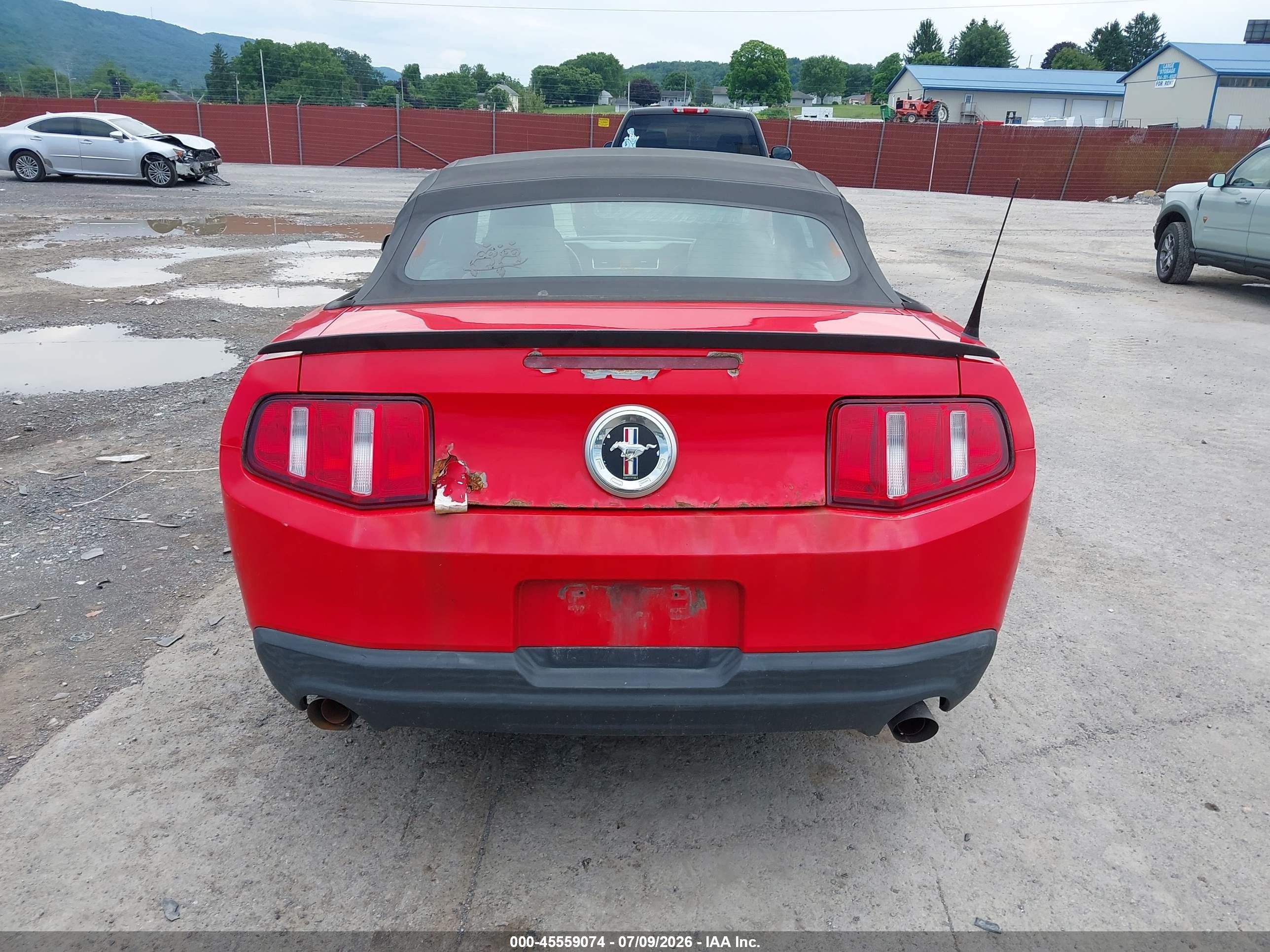 2012 Ford Mustang V6/v6 Premium Red vin: 1ZVBP8EMXC5203934
