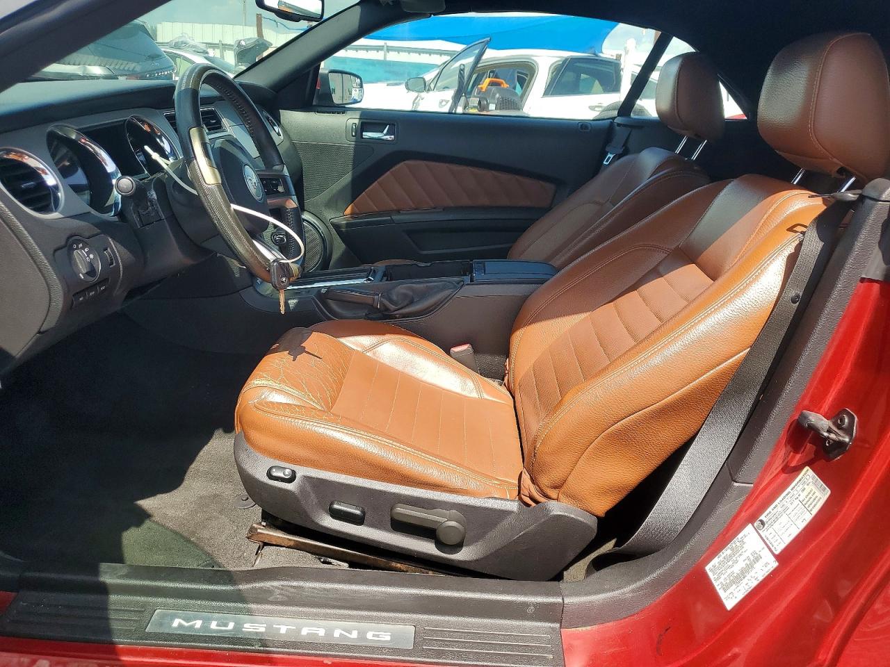 2012 Ford Mustang Red vin: 1ZVBP8EMXC5215775