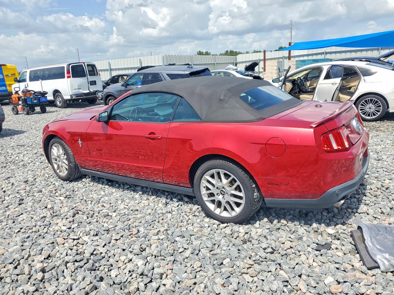 2012 Ford Mustang Red vin: 1ZVBP8EMXC5215775