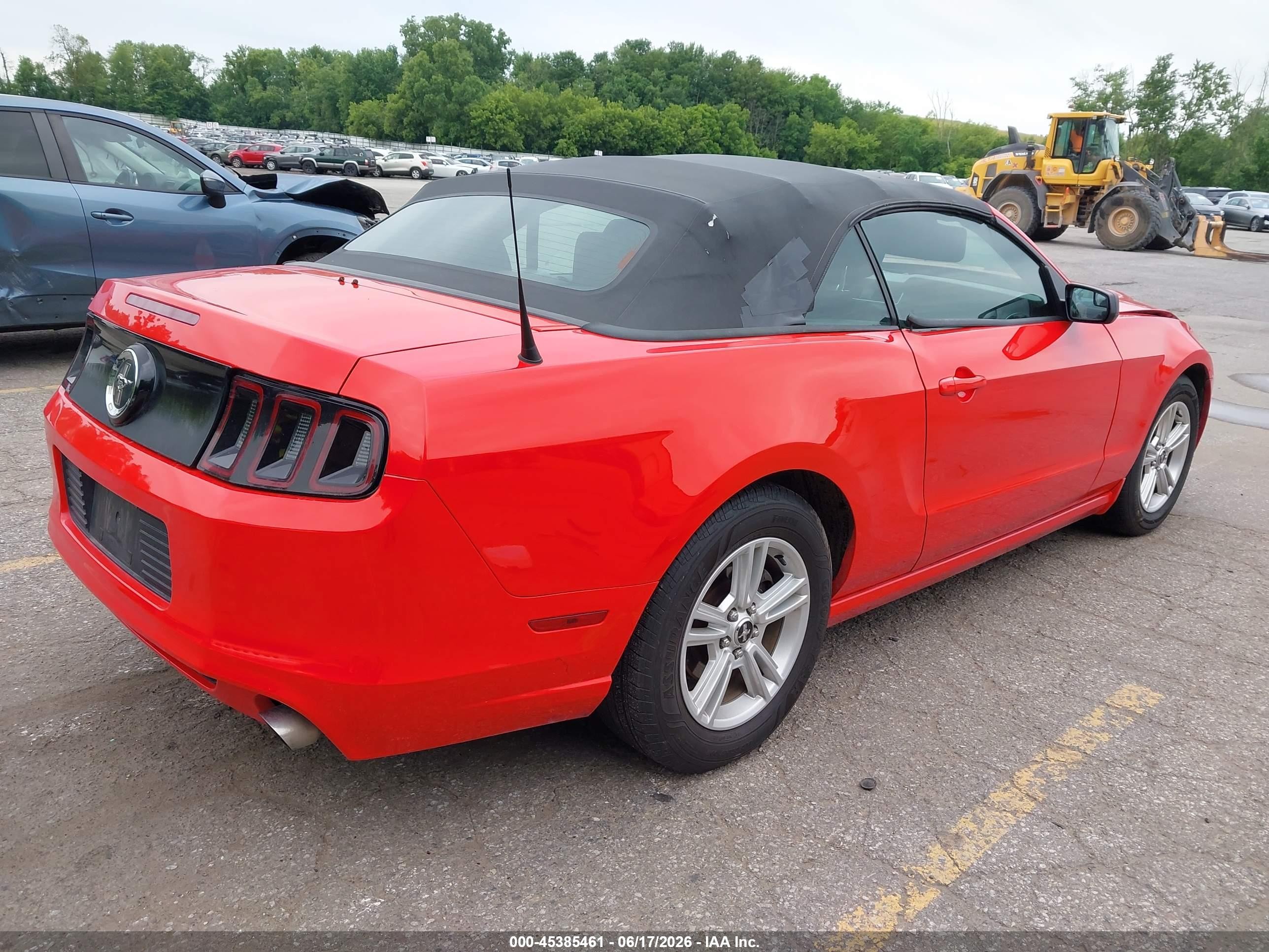 2013 Ford Mustang V6 Red vin: 1ZVBP8EMXD5219746