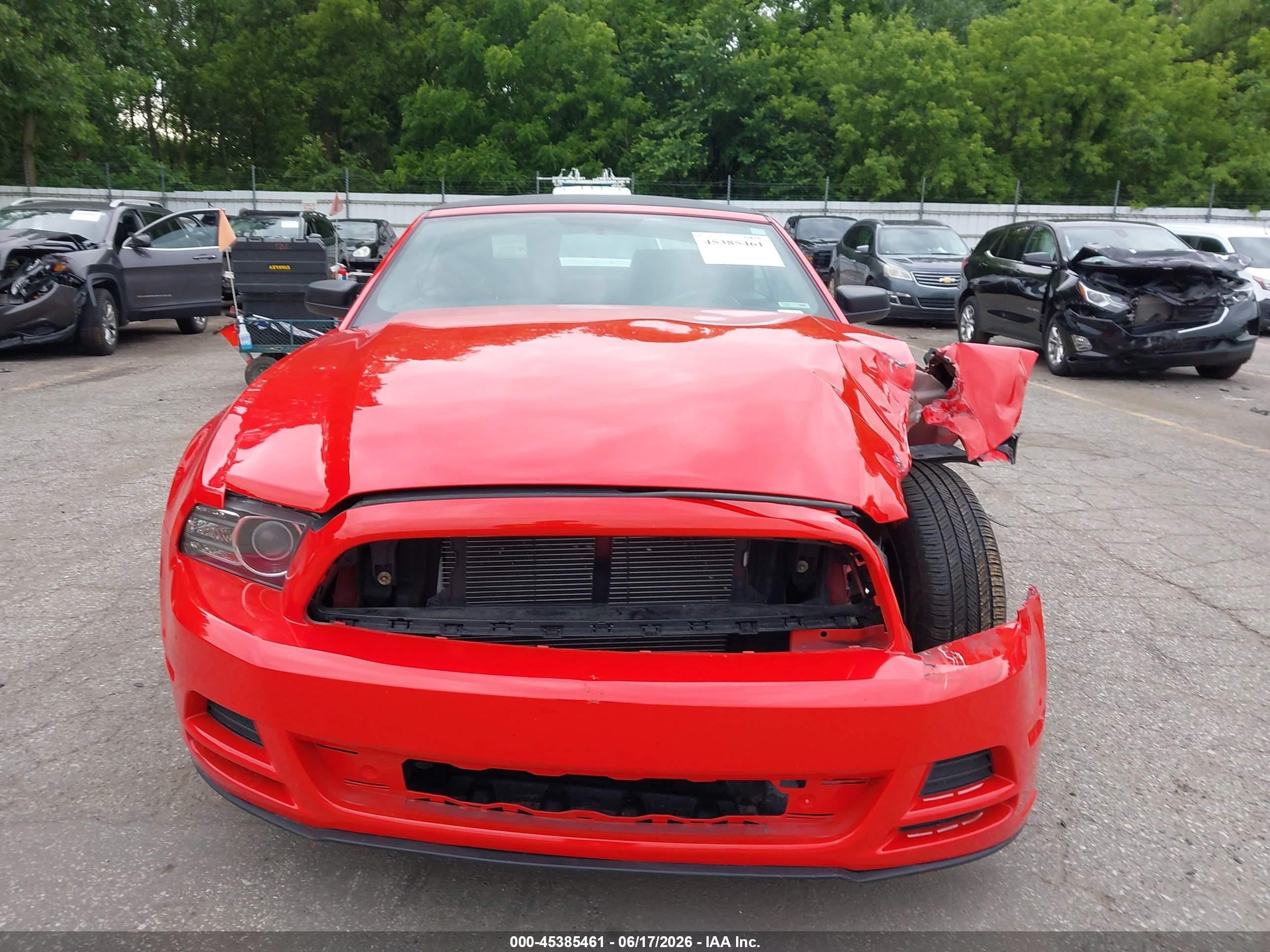 2013 Ford Mustang V6 Red vin: 1ZVBP8EMXD5219746