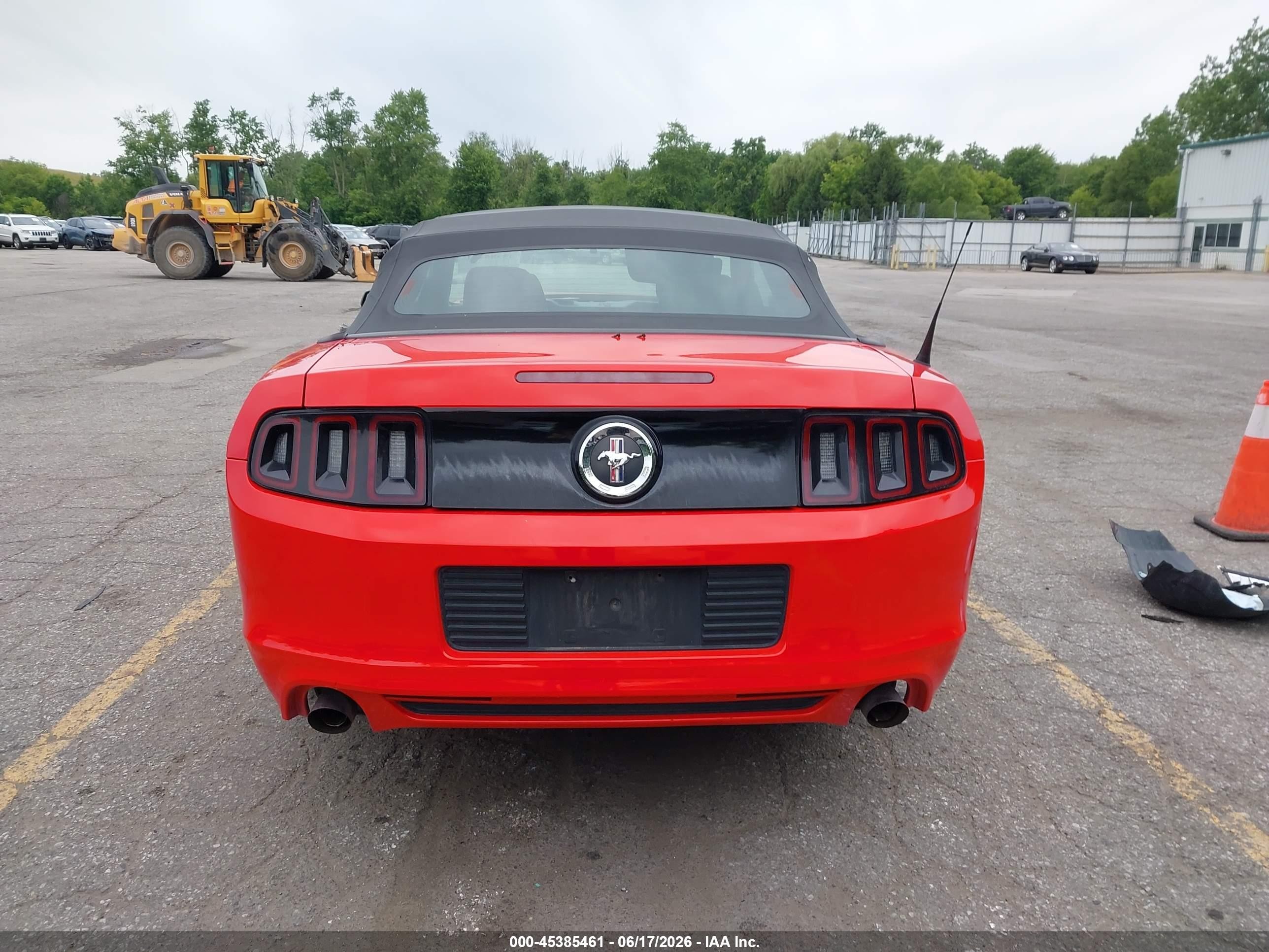 2013 Ford Mustang V6 Red vin: 1ZVBP8EMXD5219746