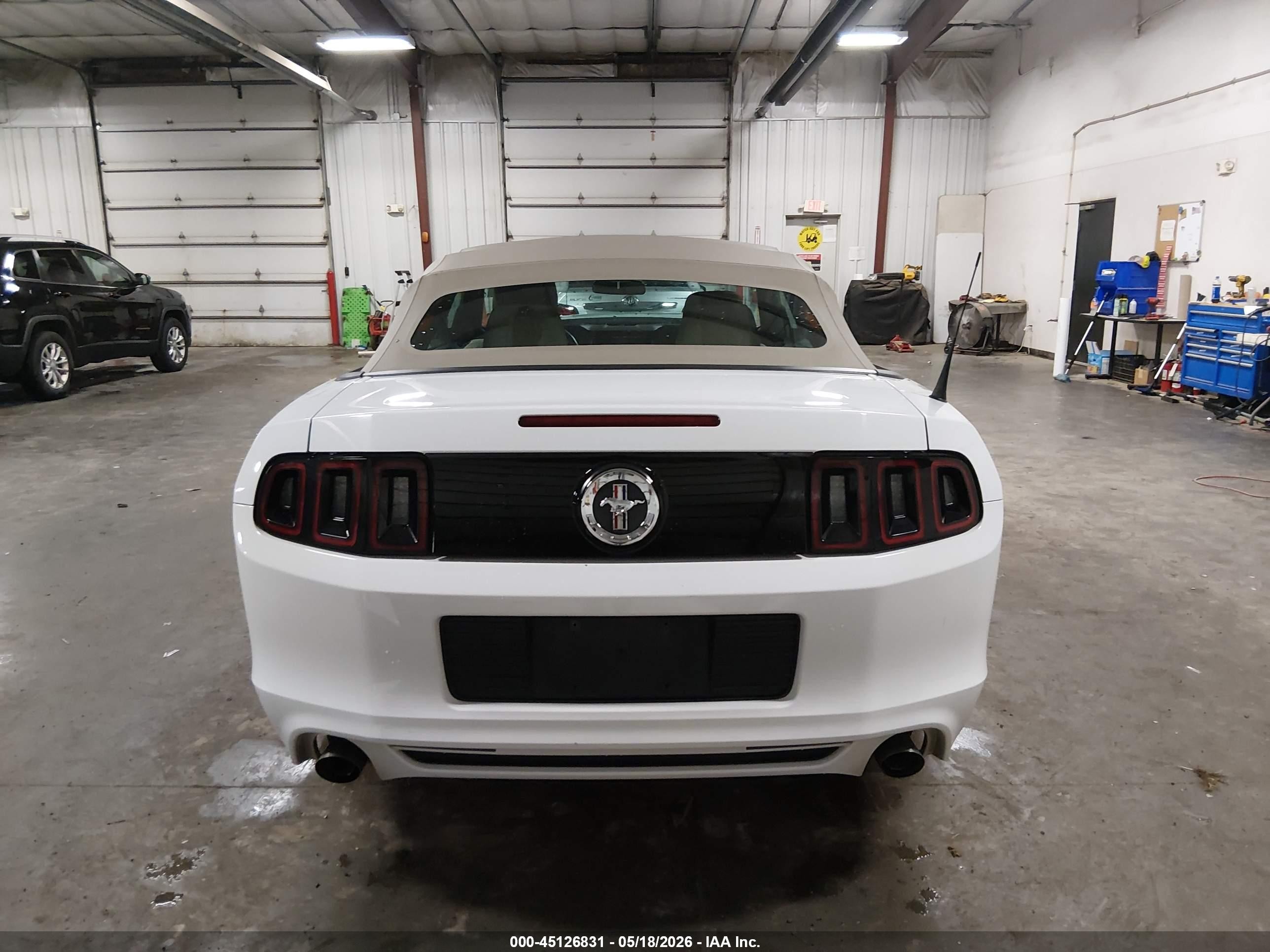 2014 Ford Mustang V6 White vin: 1ZVBP8EMXE5231591