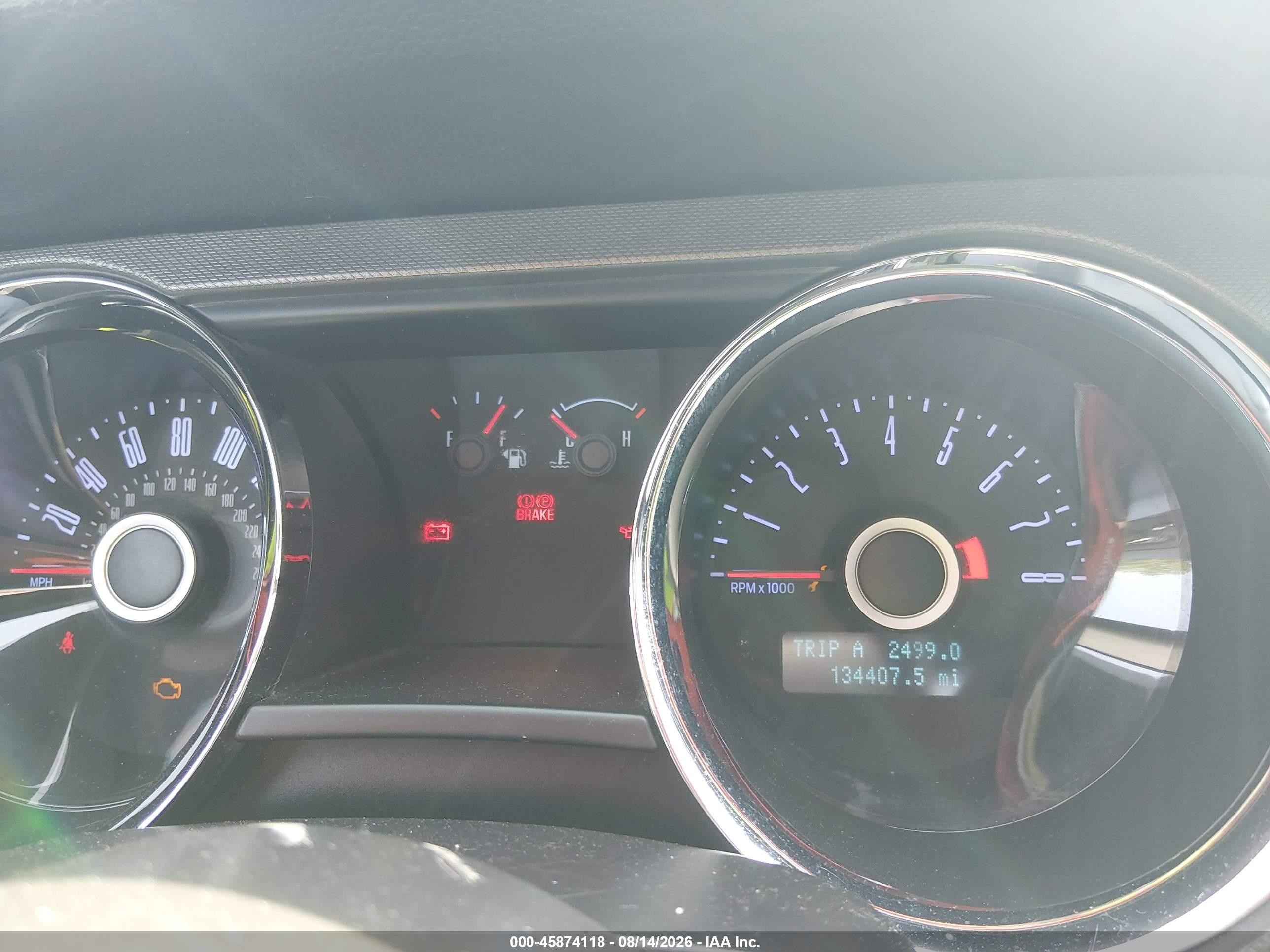 2014 Ford Mustang V6 Белый vin: 1ZVBP8EMXE5328645