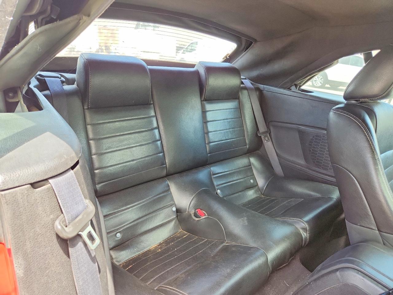 2010 Ford Mustang Red vin: 1ZVBP8EN0A5116680