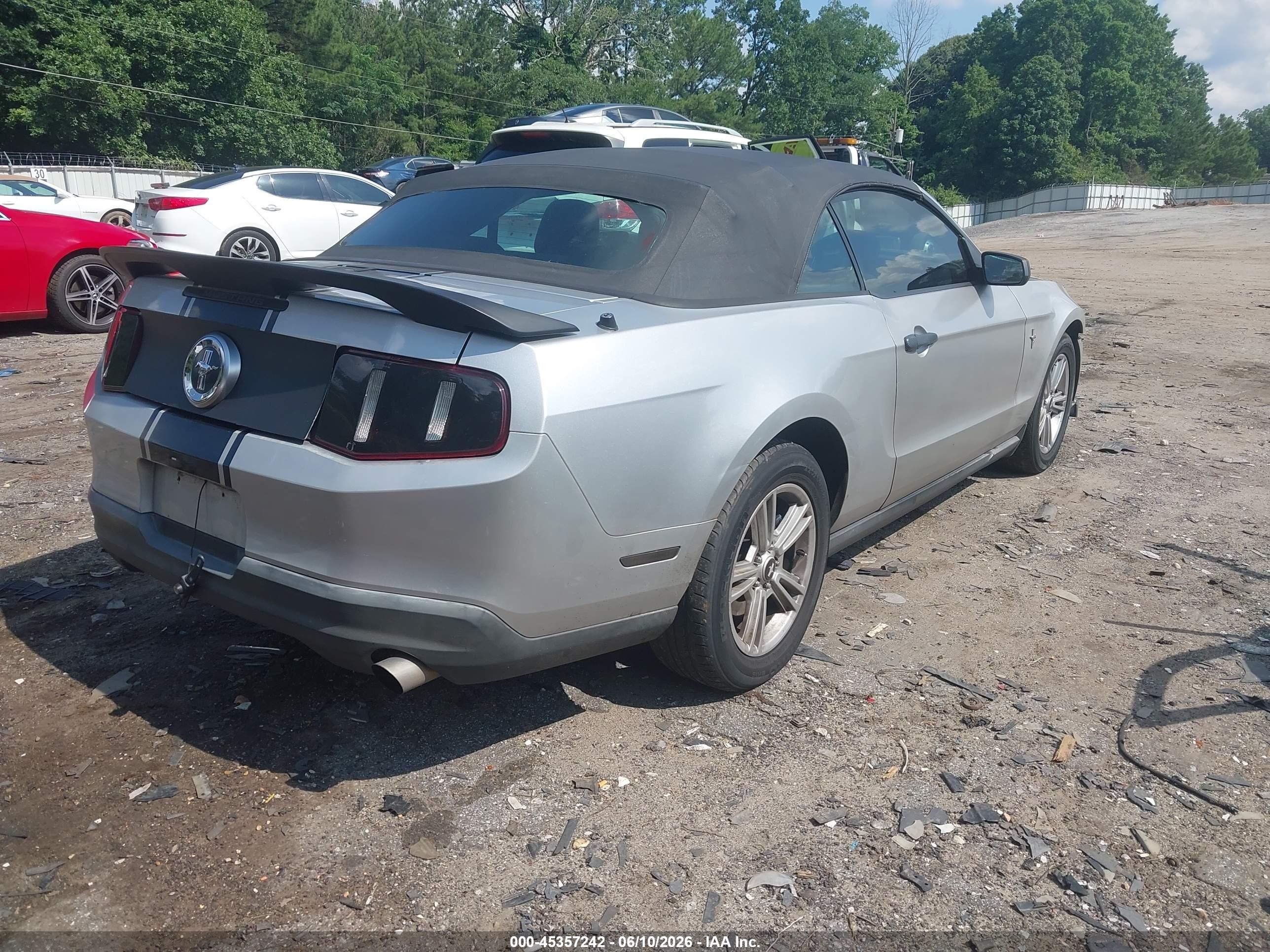 2010 Ford Mustang V6 Silver vin: 1ZVBP8EN4A5113474