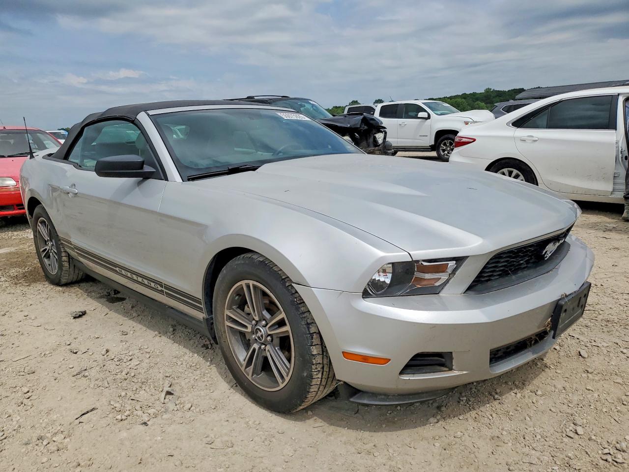 2010 Ford Mustang Silver vin: 1ZVBP8EN5A5107568