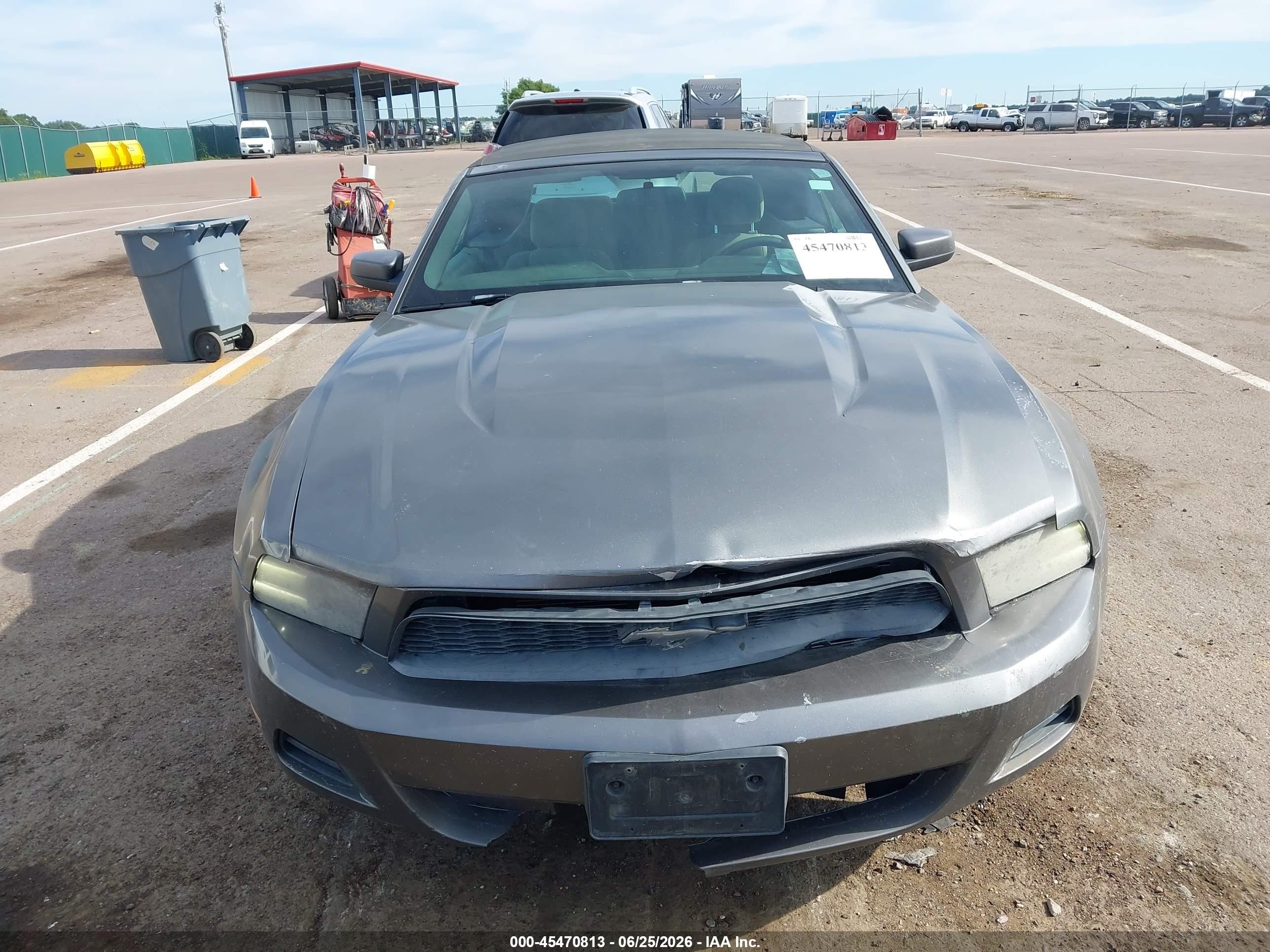 2010 Ford Mustang V6/v6 Premium Gray vin: 1ZVBP8EN5A5140442