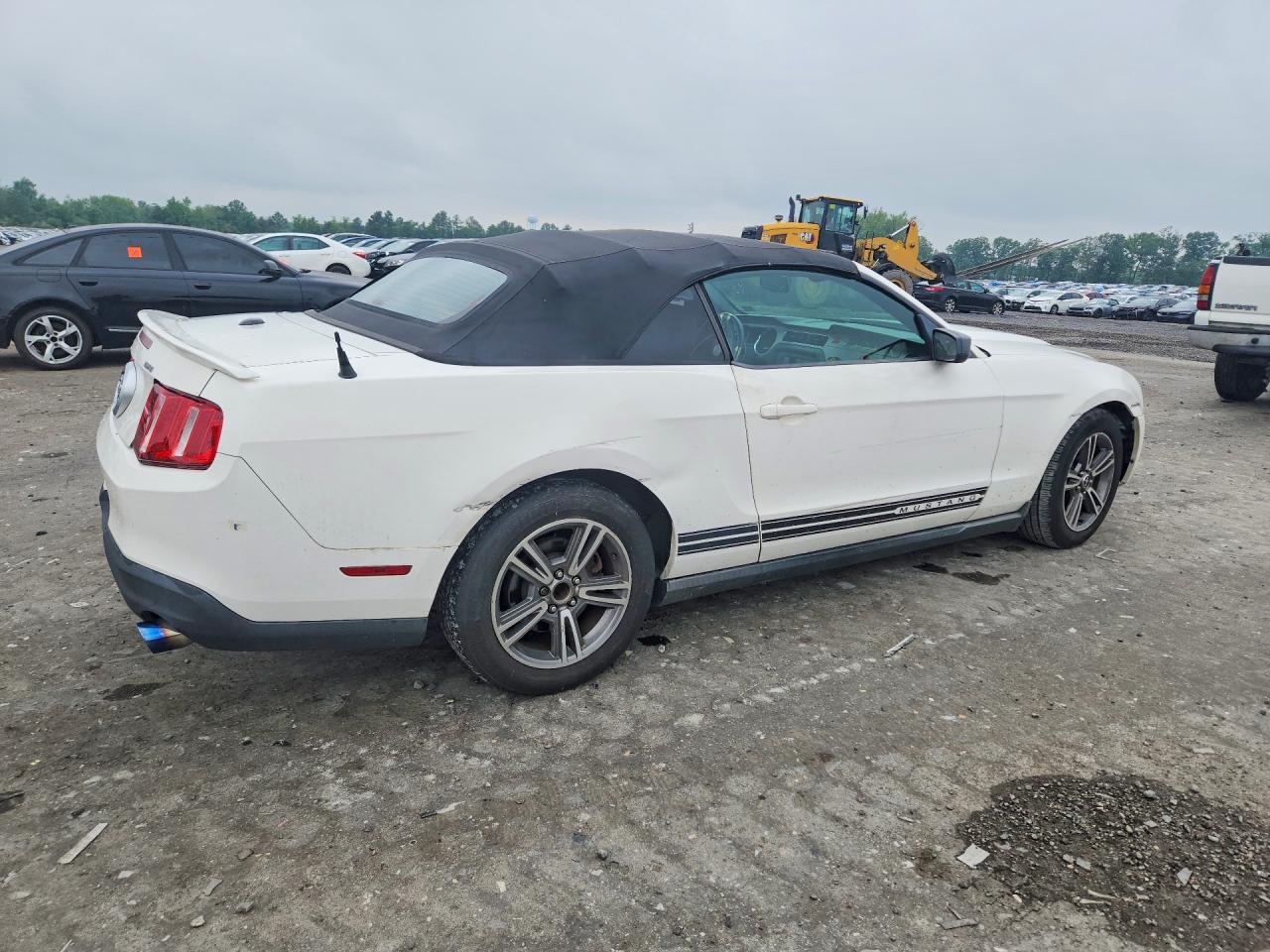 2010 Ford Mustang White vin: 1ZVBP8EN6A5174373