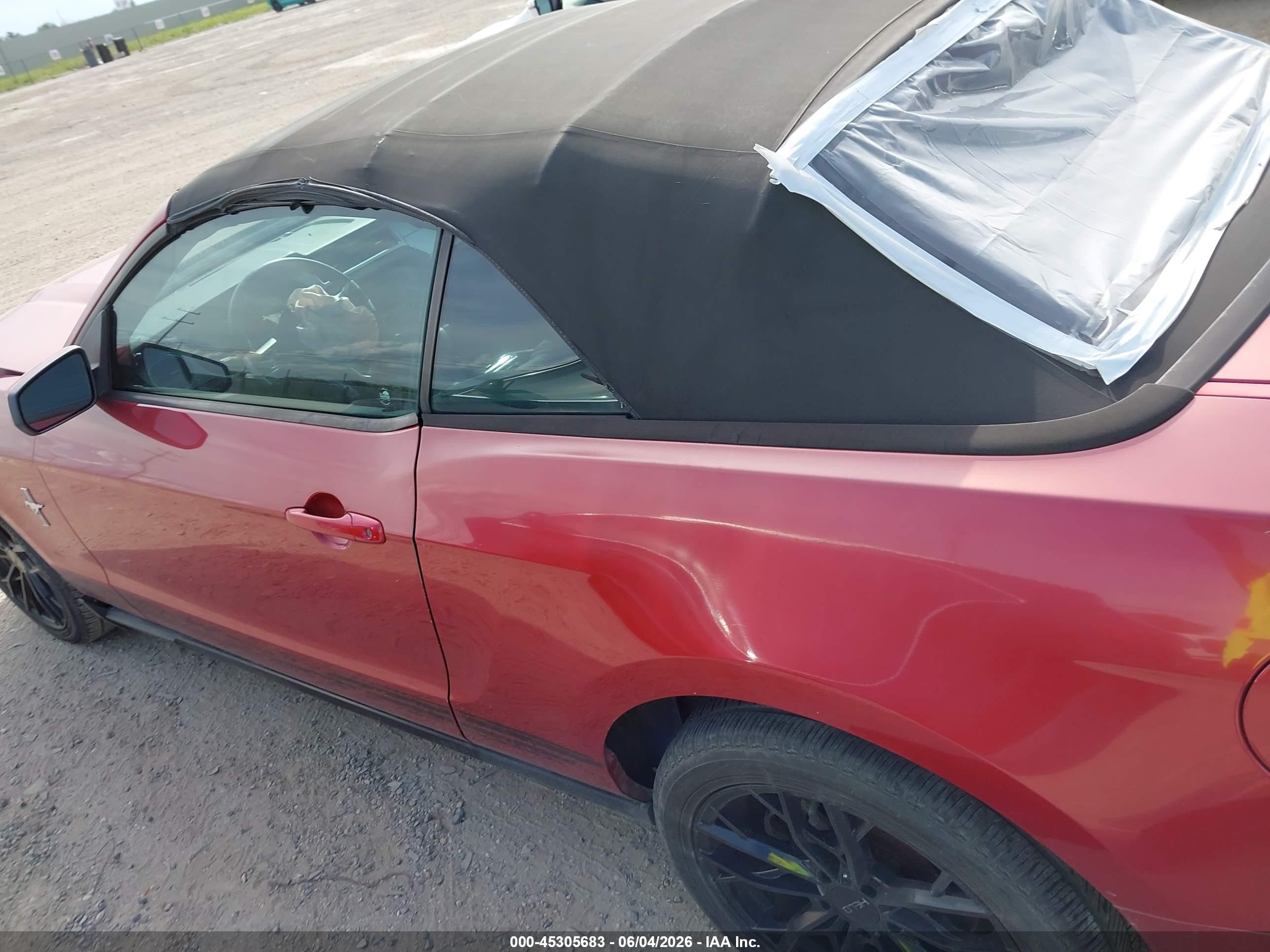 2010 Ford Mustang V6/v6 Premium Red vin: 1ZVBP8EN7A5159381