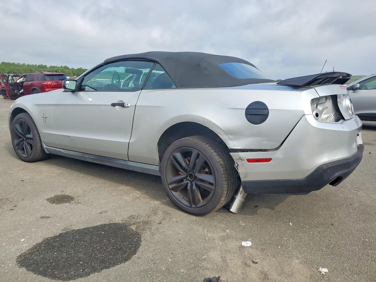 2010 Ford Mustang Silver vin: 1ZVBP8EN8A5179591