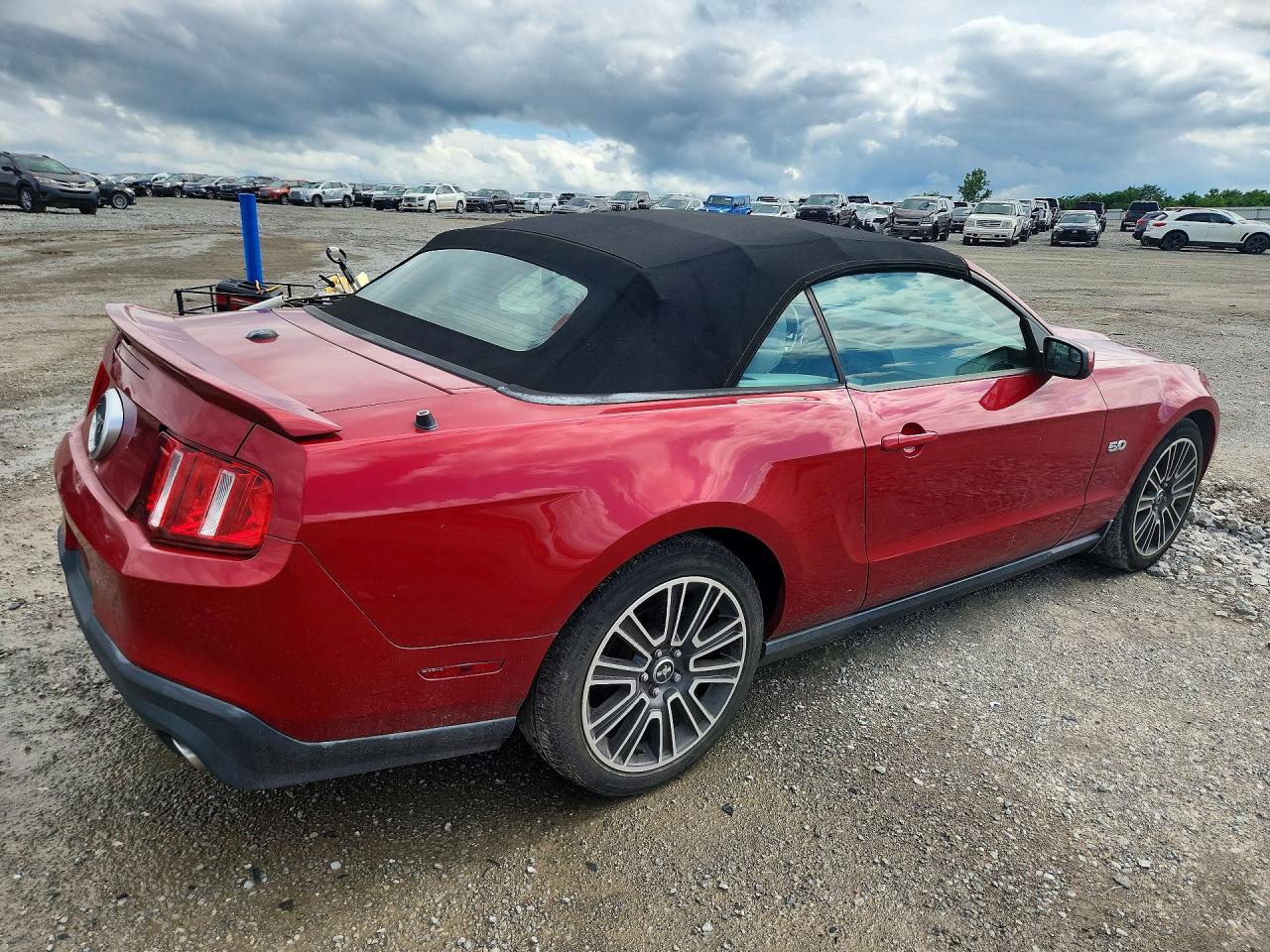 2011 Ford Mustang Gt Red vin: 1ZVBP8FF1B5121590