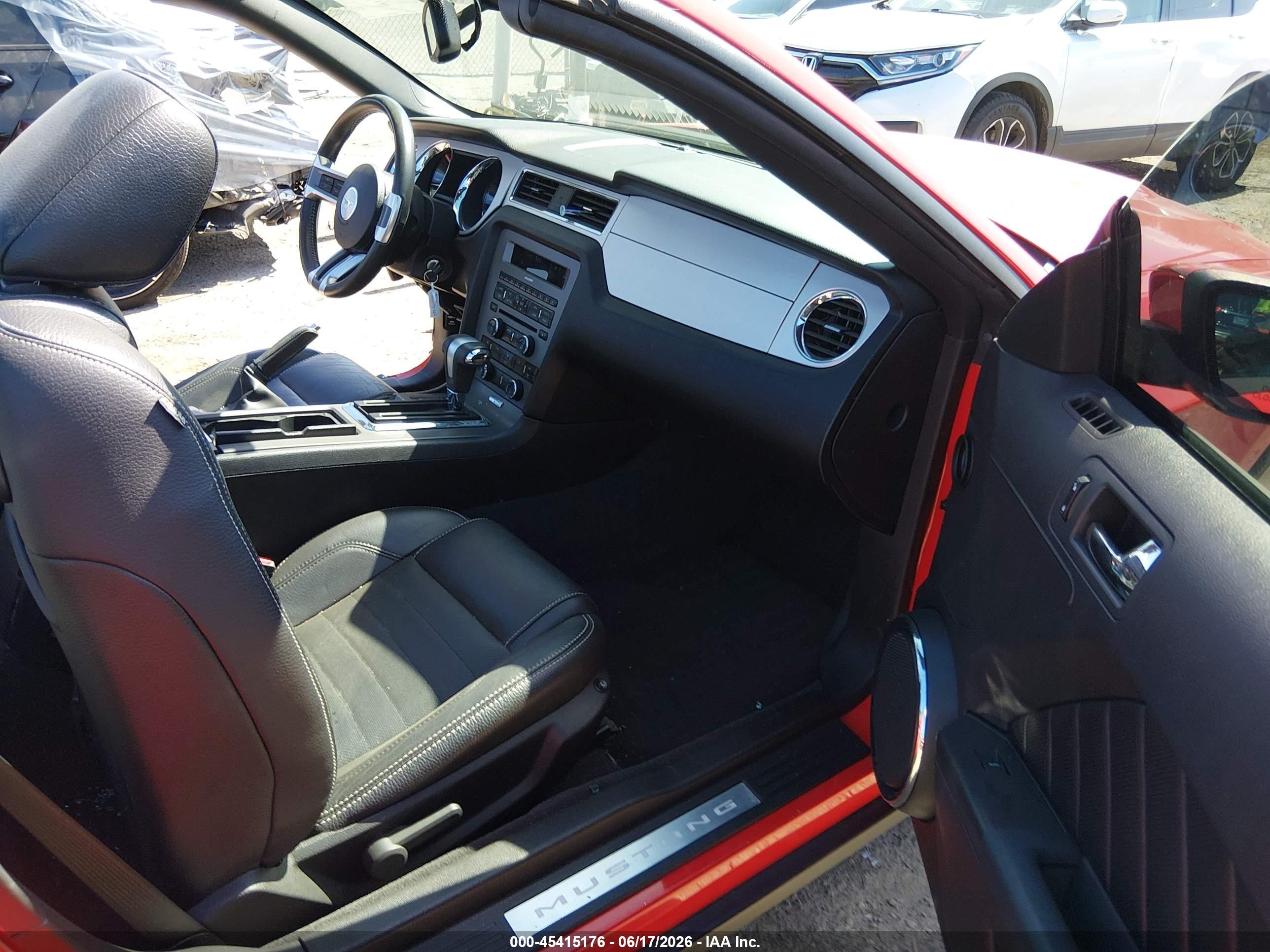 2011 Ford Mustang Gt/gt Premium Red vin: 1ZVBP8FF1B5134243