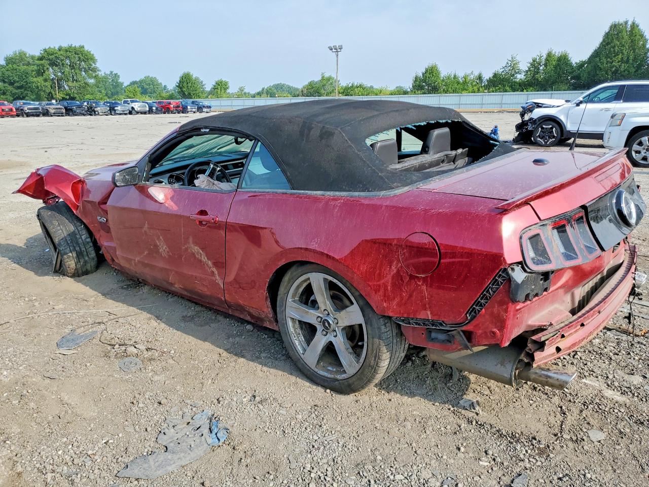 2014 Ford Mustang Gt Red vin: 1ZVBP8FF2E5333239