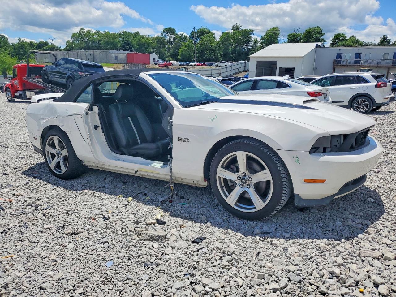 2012 Ford Mustang Gt White vin: 1ZVBP8FF8C5214236