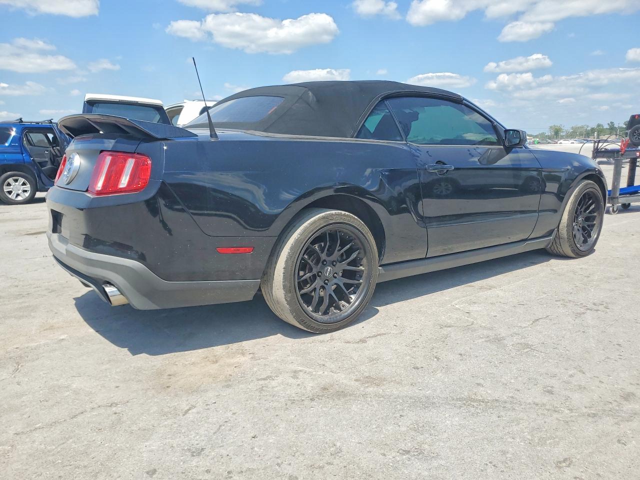 2012 Ford Mustang Gt Черный vin: 1ZVBP8FF9C5246094
