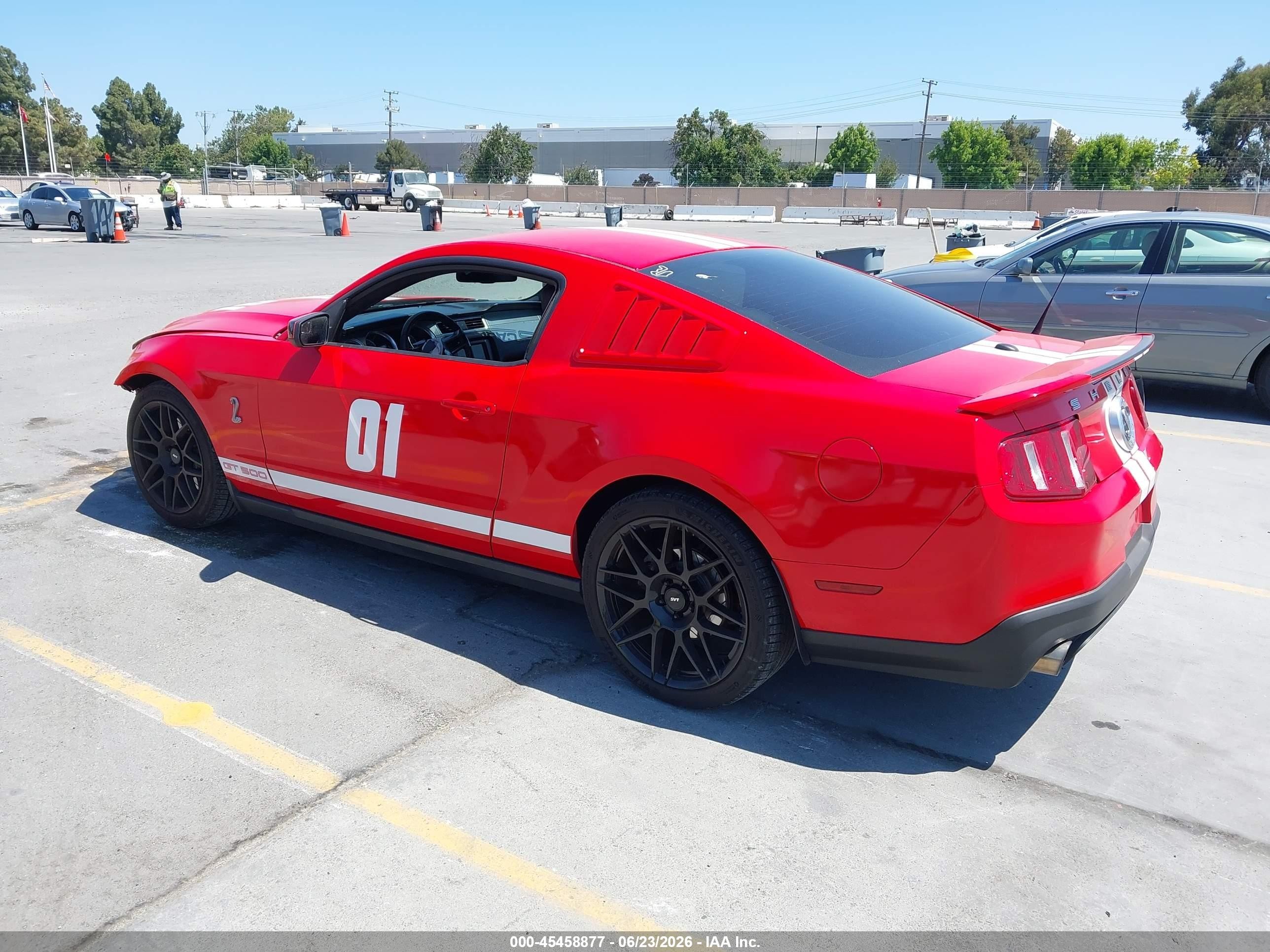 2011 Ford Shelby Gt500   Red vin: 1ZVBP8JS2B5145482