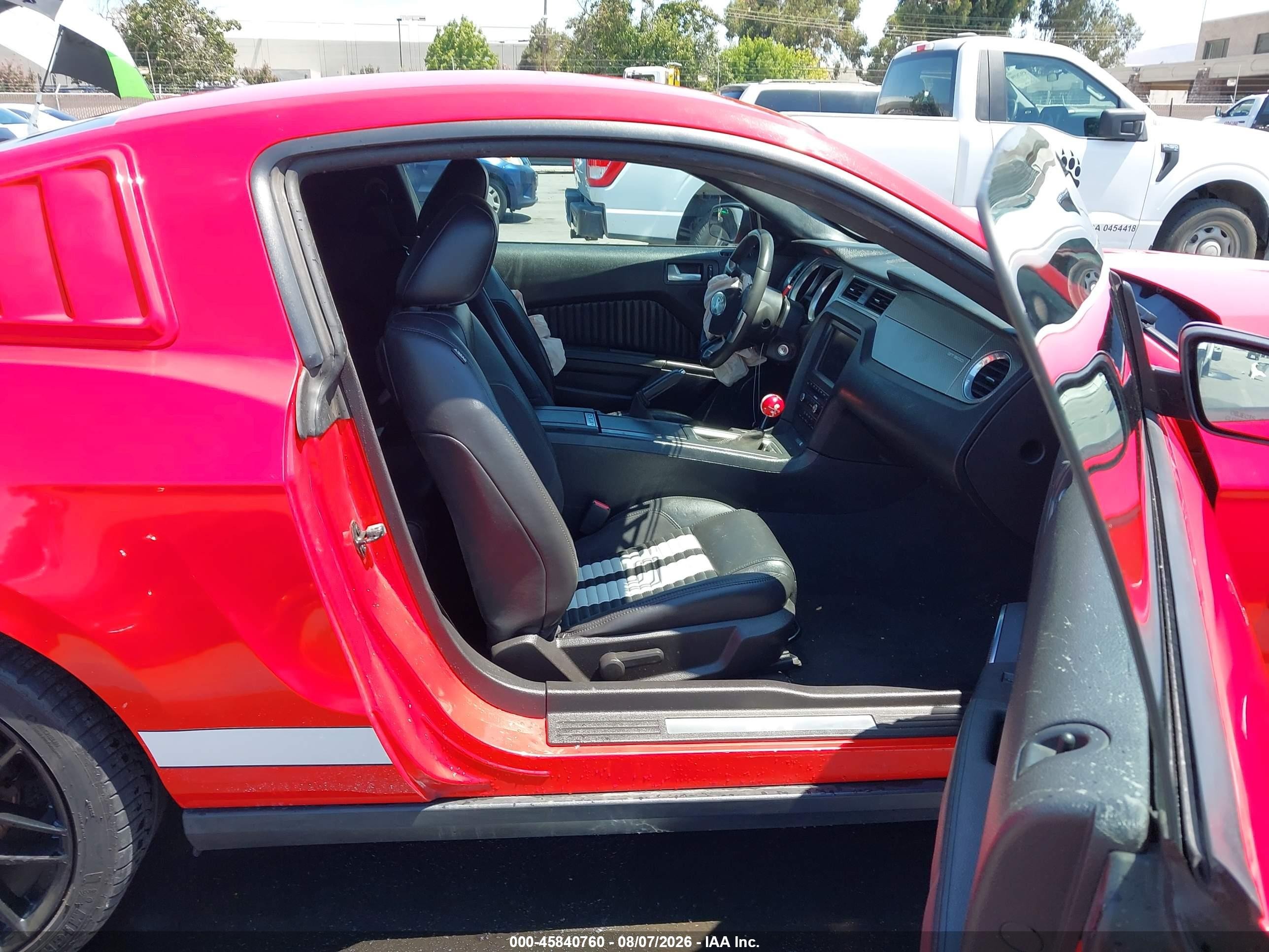 2011 Ford Shelby Gt500   Red vin: 1ZVBP8JS2B5145482